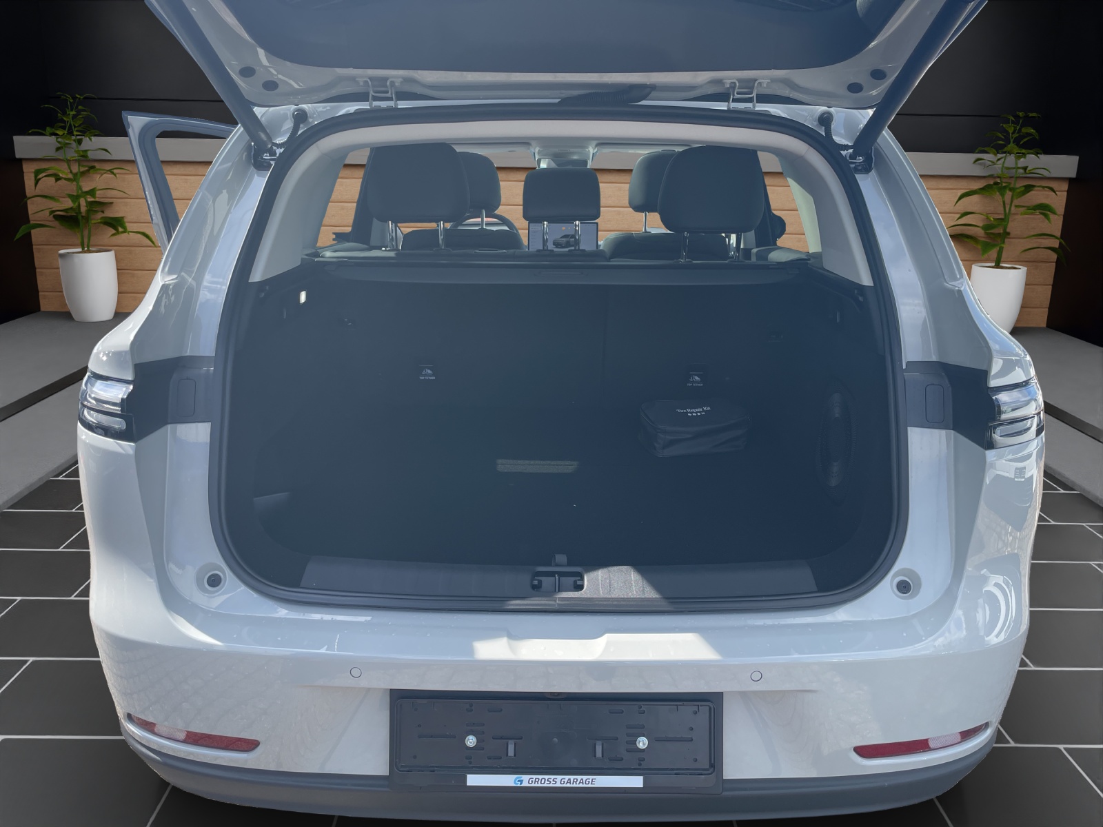 LEAPMOTOR C10 REEV 28kWh Design-image-8