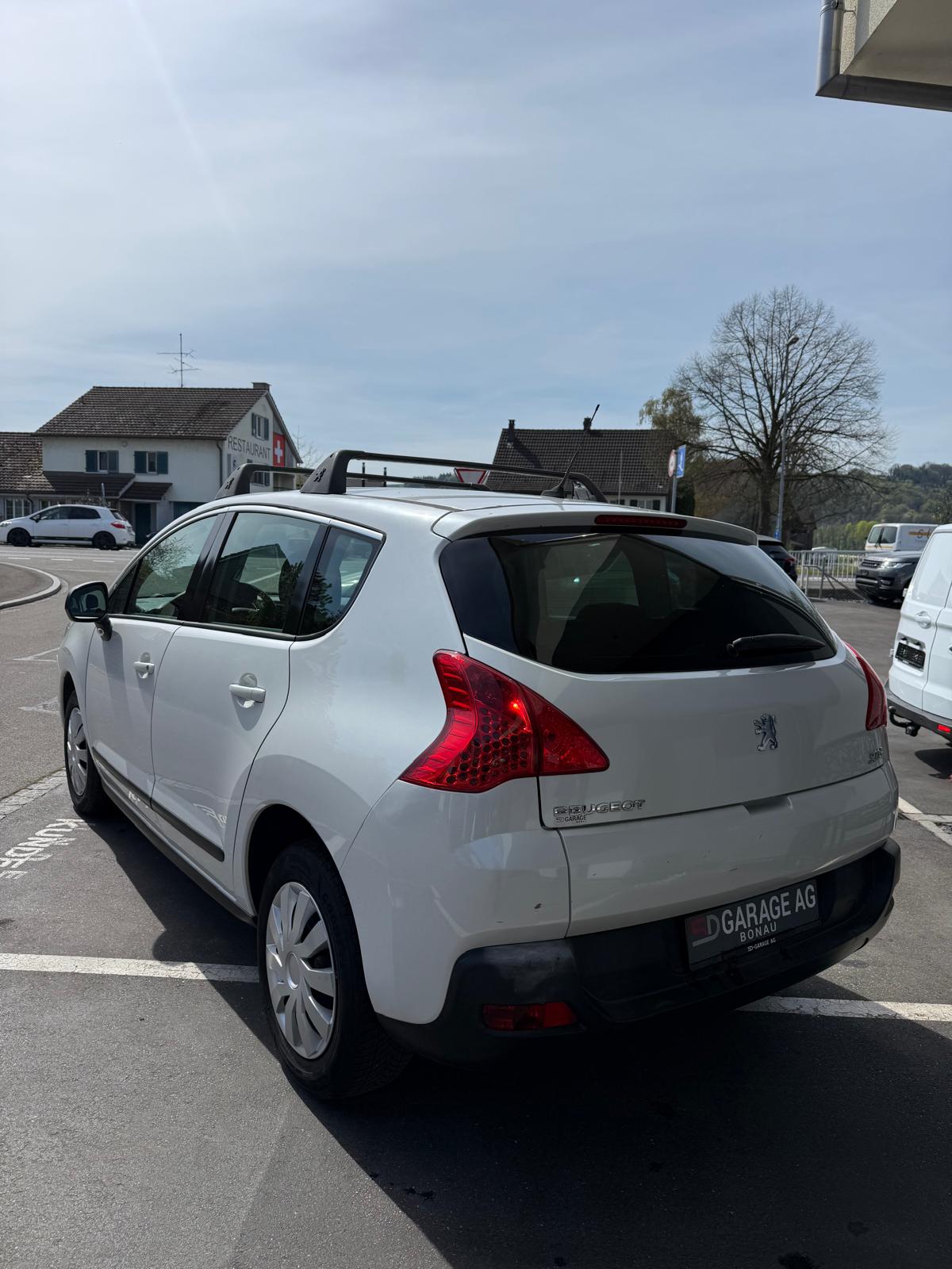 PEUGEOT 3008 1.6 HDI Sport EGS6-image-5