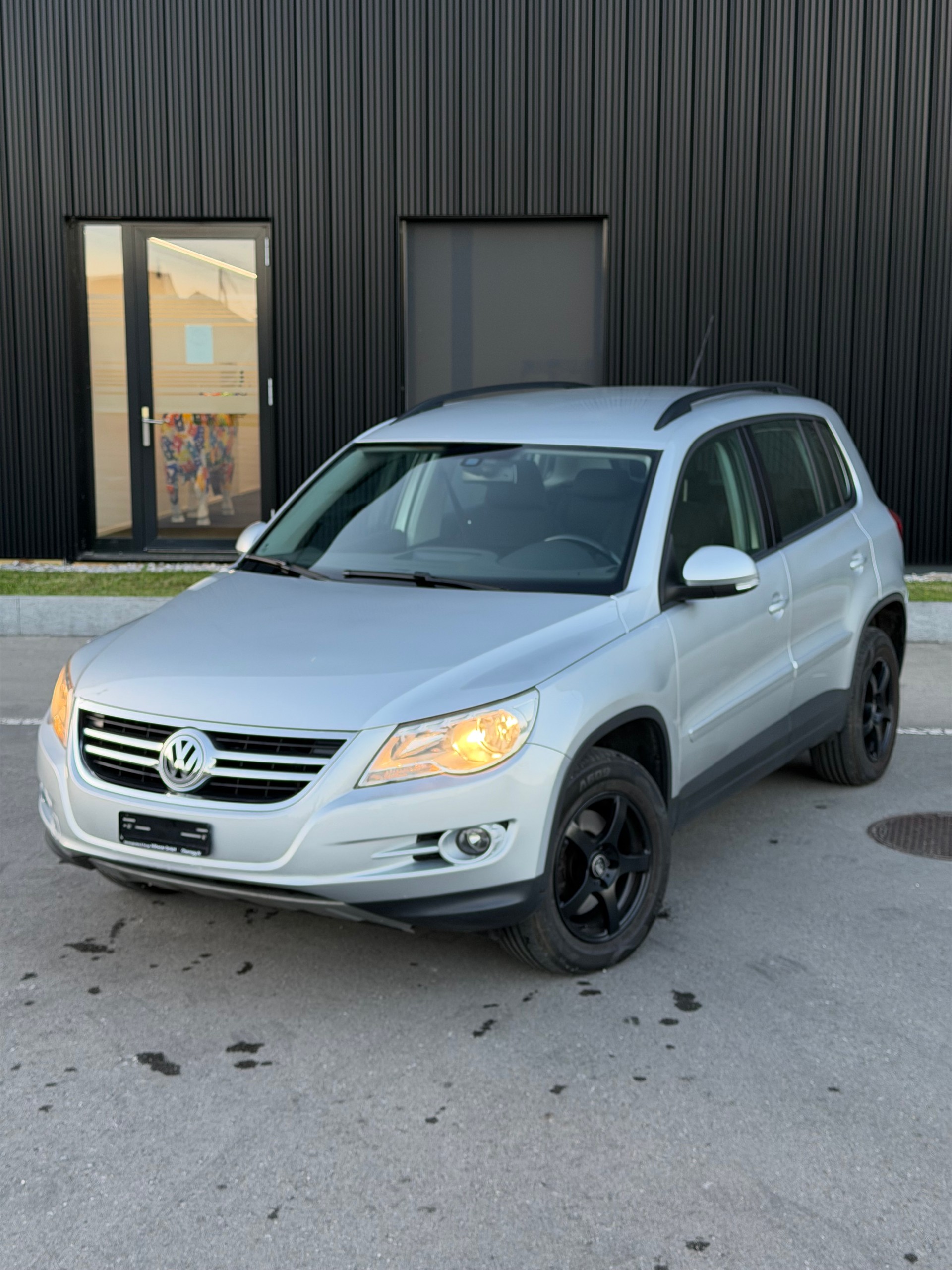 VW Tiguan 2.0 TSI Track&Field Tiptronic-image-2