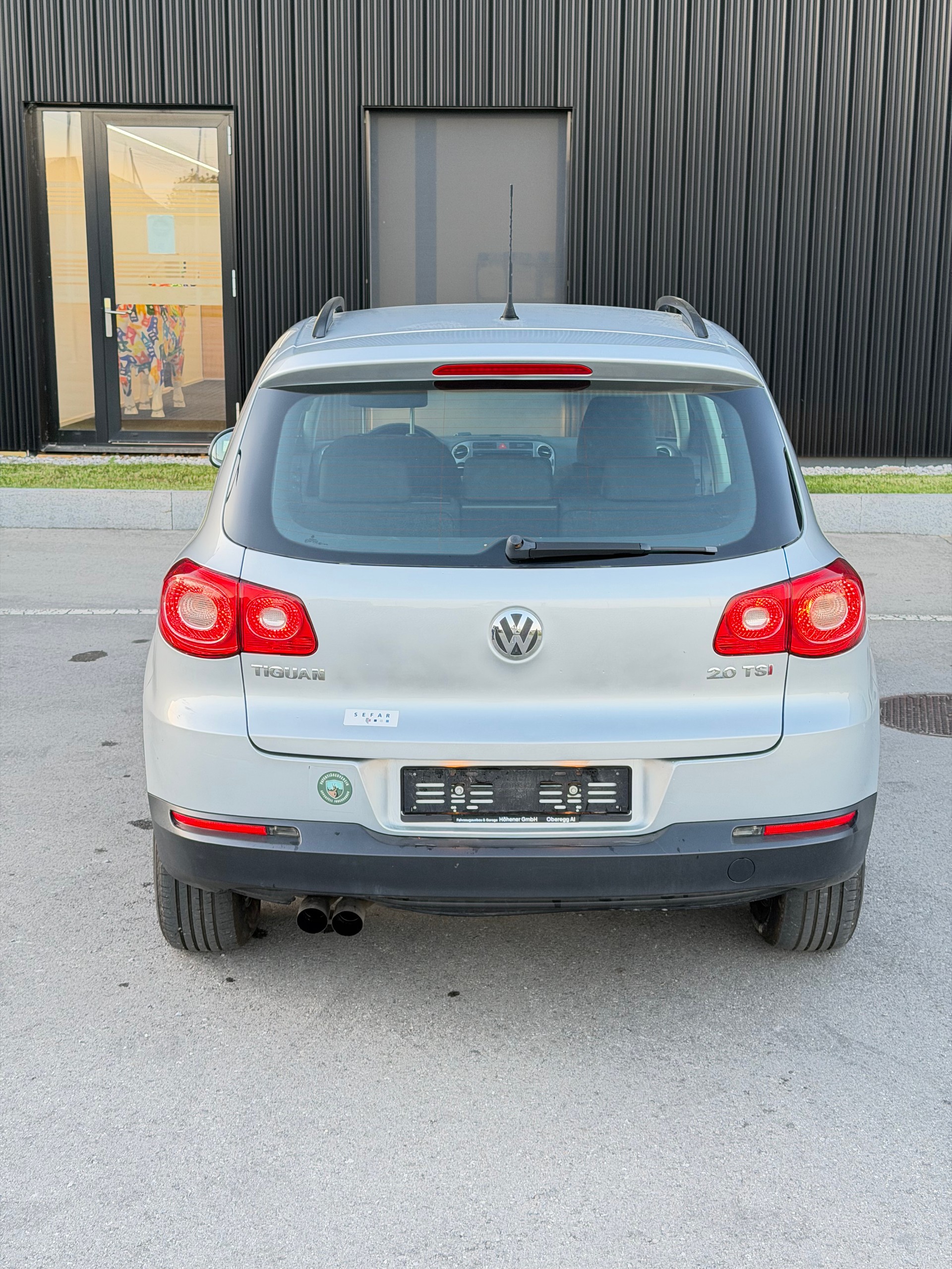 VW Tiguan 2.0 TSI Track&Field Tiptronic-image-6