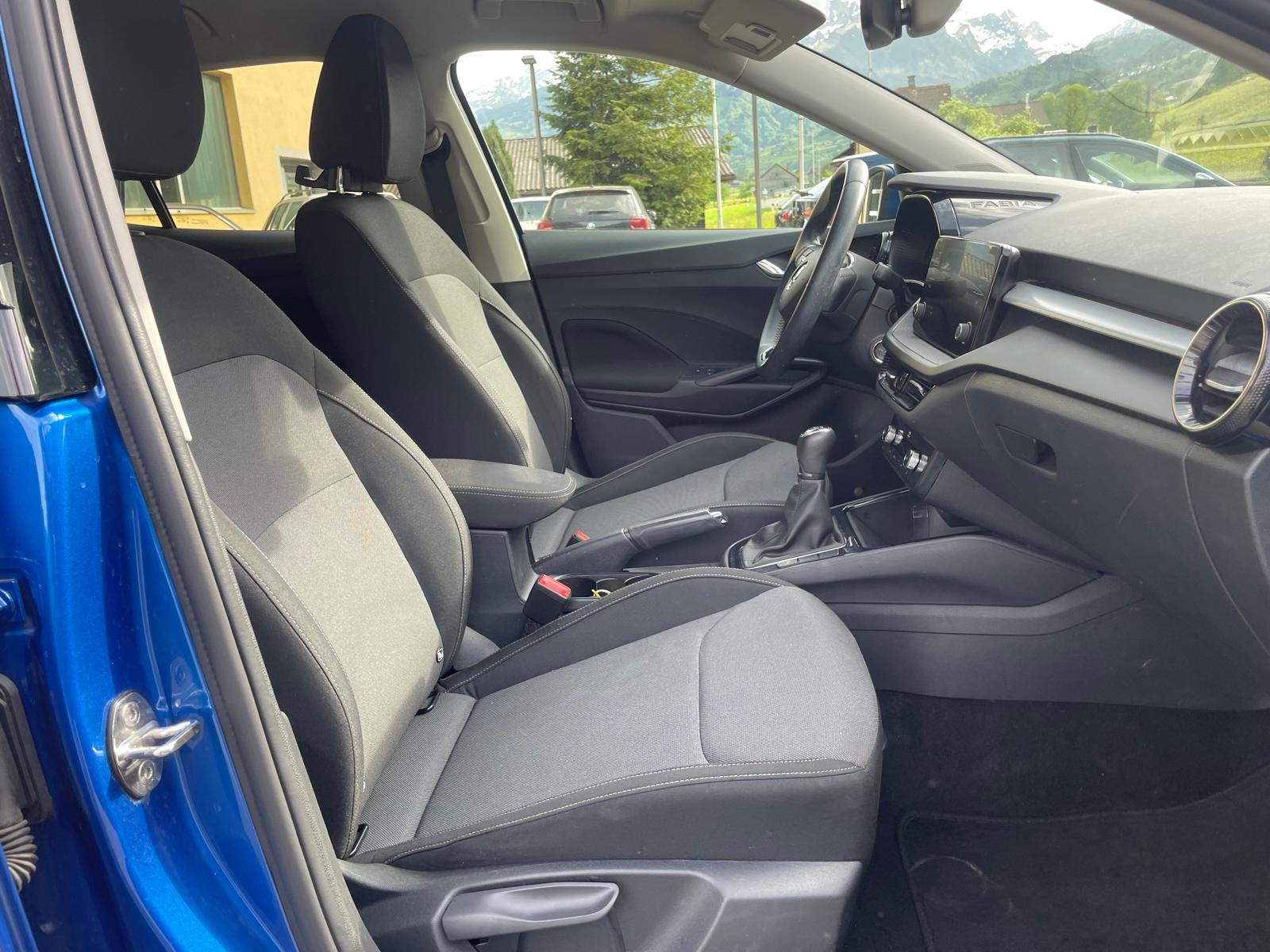 SKODA Fabia 1.0 MPI Ambition-image-6