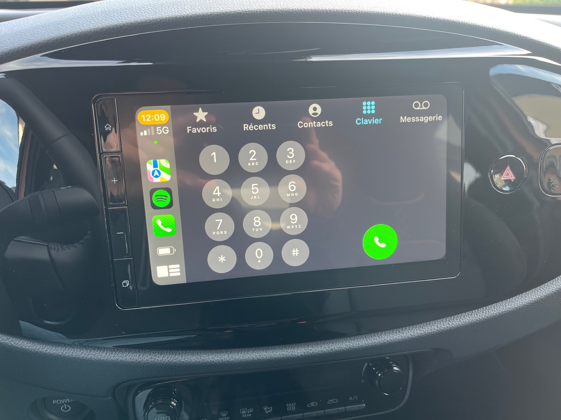 TOYOTA Aygo X 1.5 Comfort e-CVT-image-18