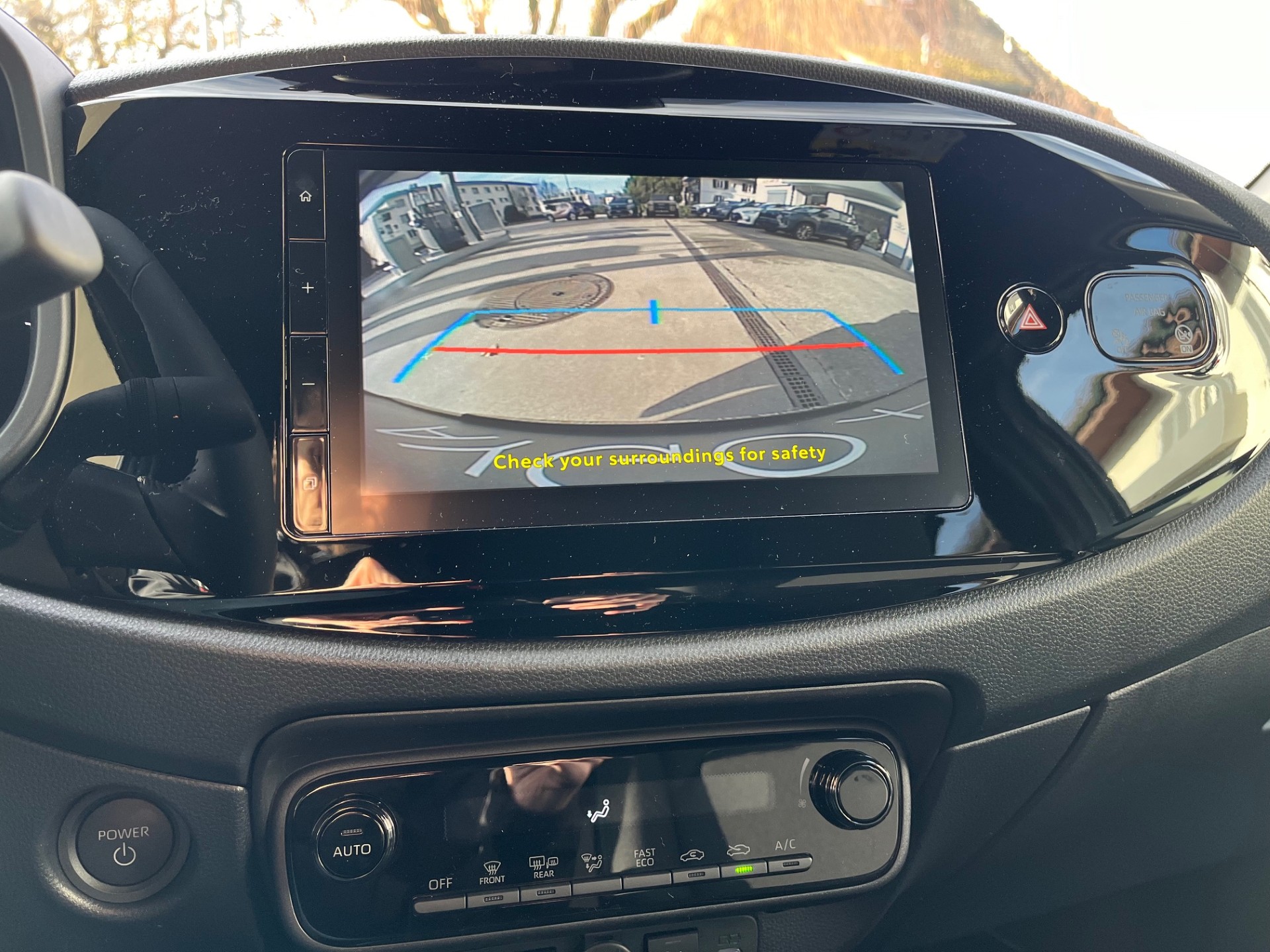 TOYOTA Aygo X 1.5 Comfort e-CVT-image-13