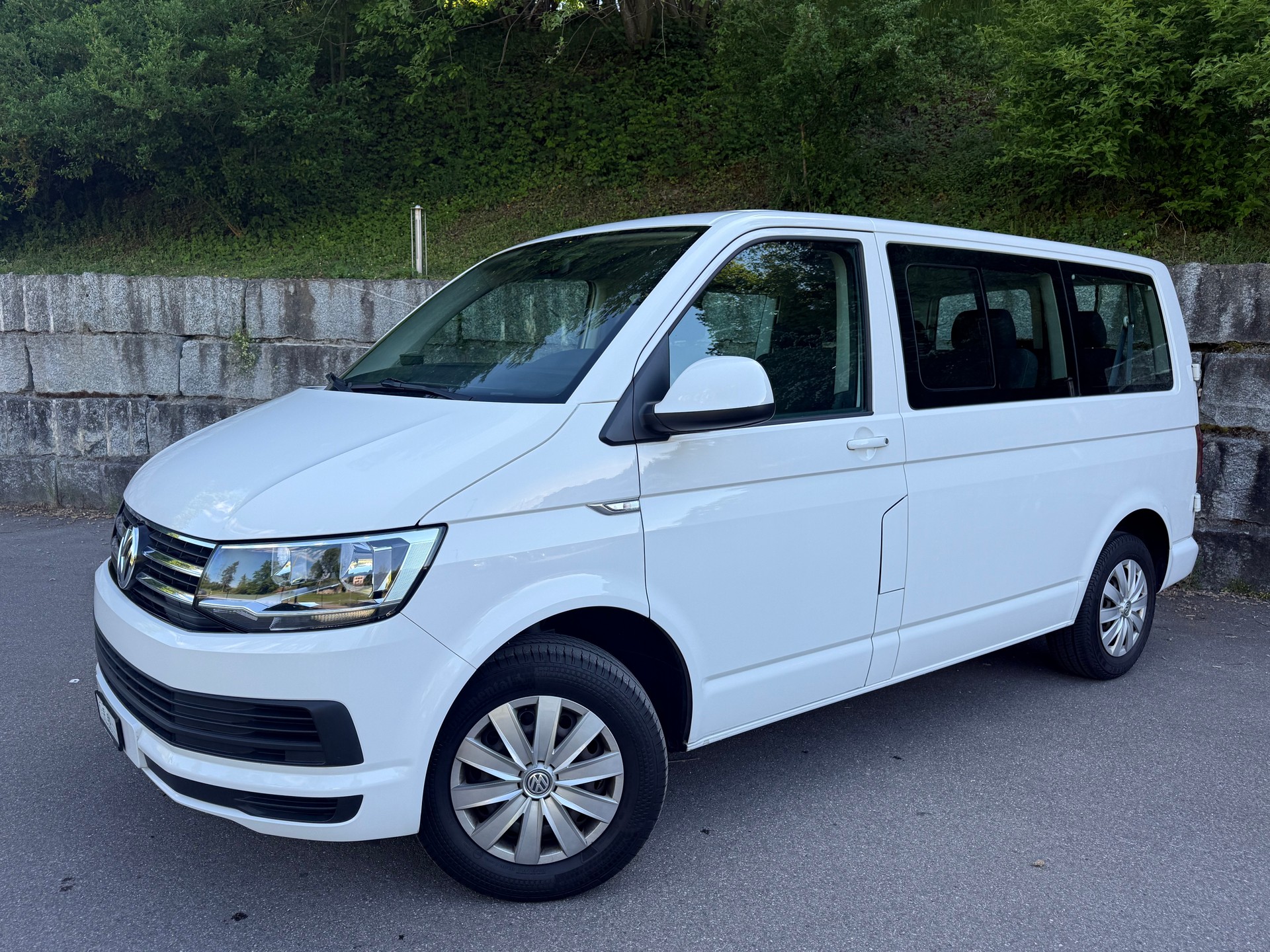 VW T6 2.0 TDI DSG Caravelle