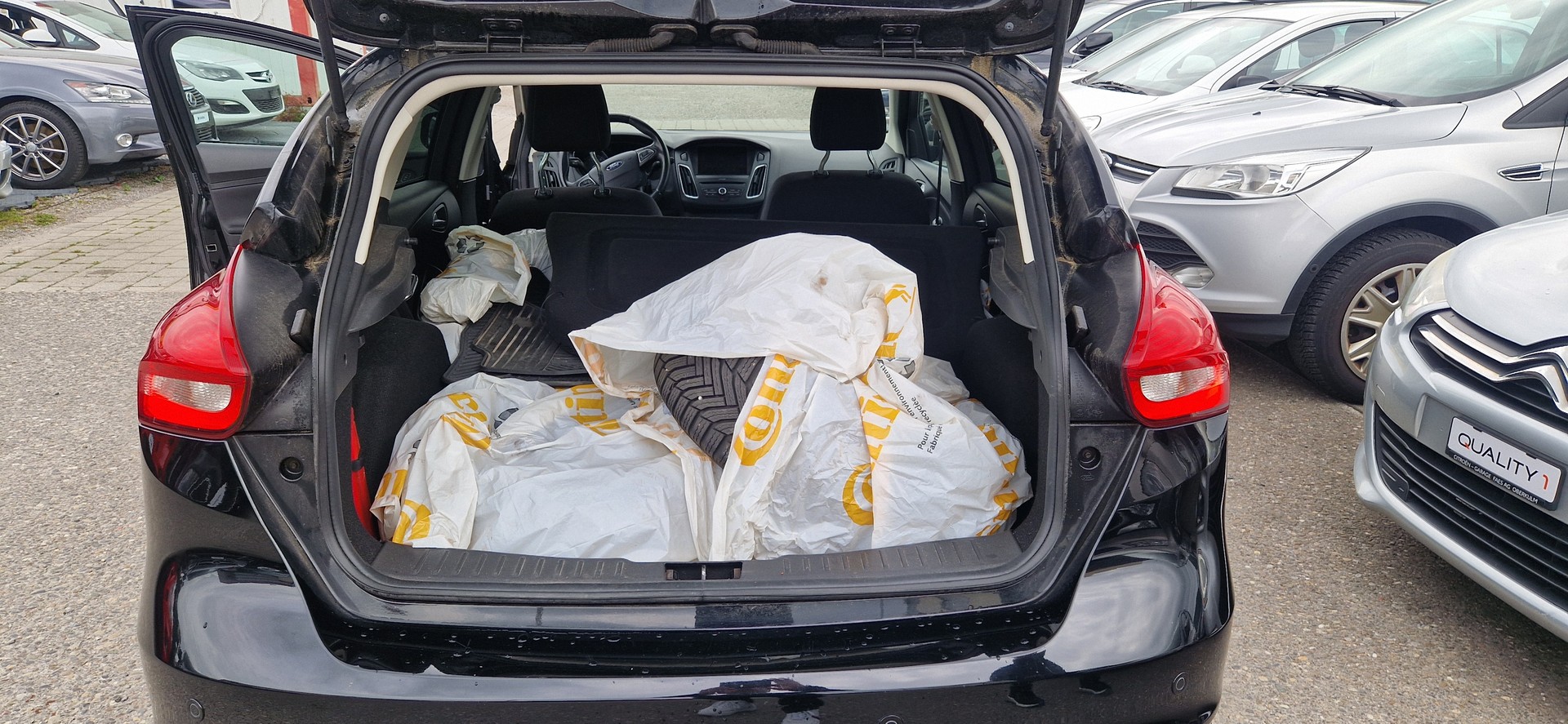 FORD FOCUS-image-8