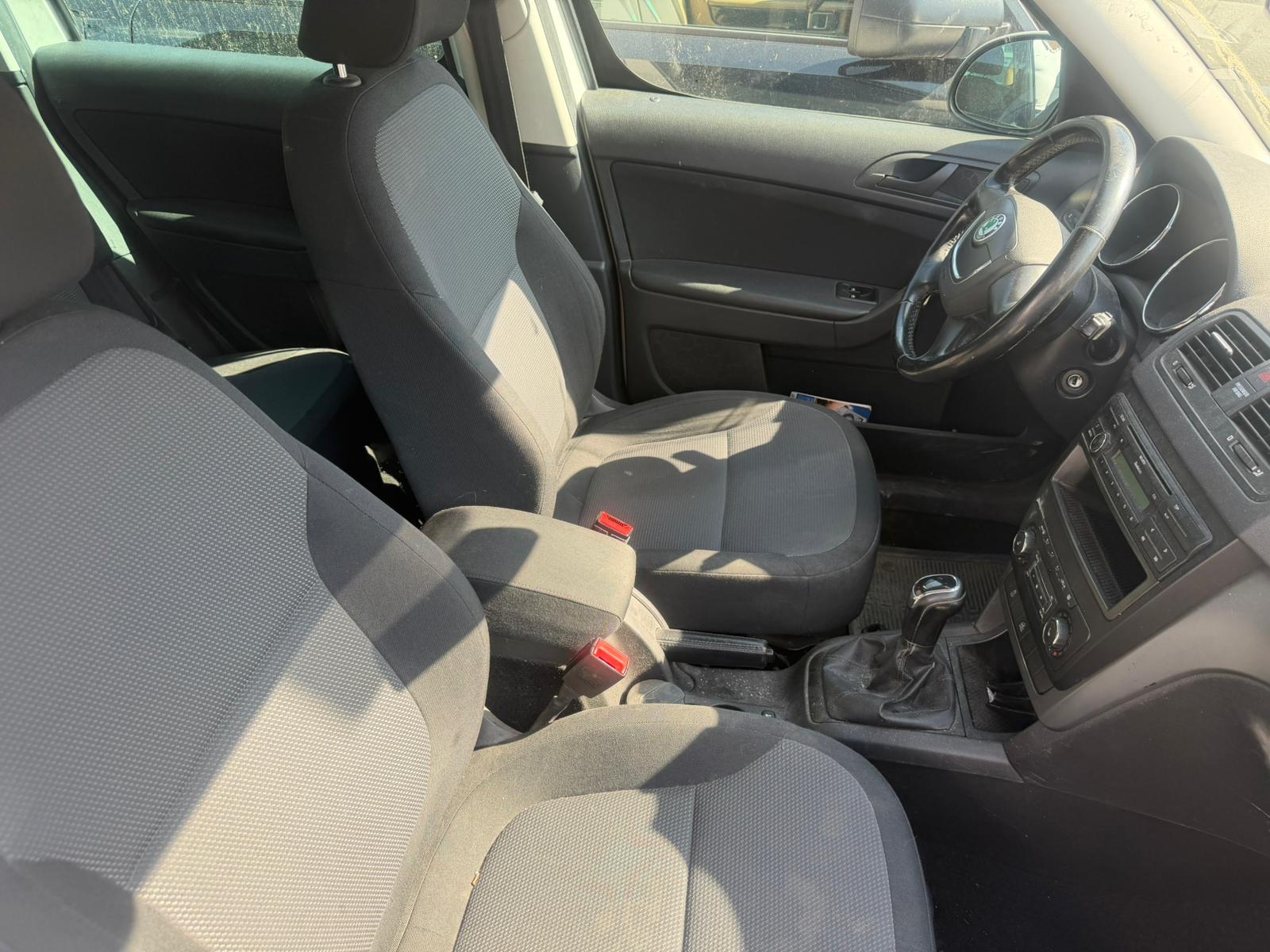 SKODA Yeti 1.8 TSI 4x4-image-6