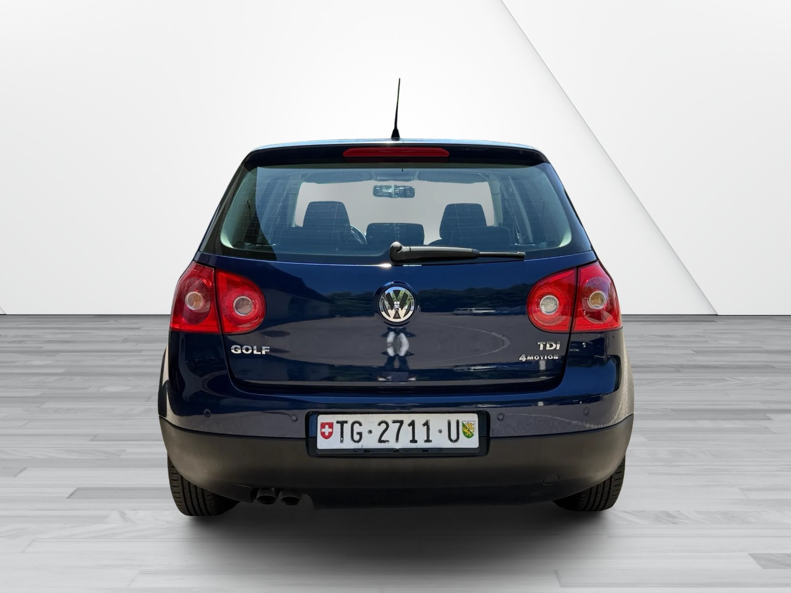 VW Golf 1.9TDI Sportline 4Motion-image-5