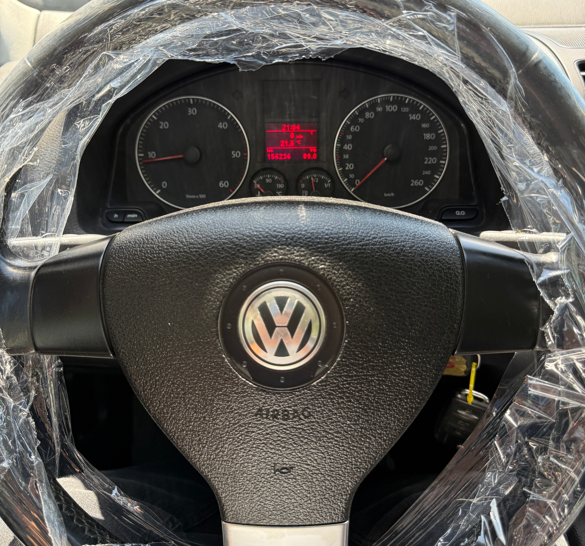 VW Golf 1.9TDI Sportline 4Motion-image-6