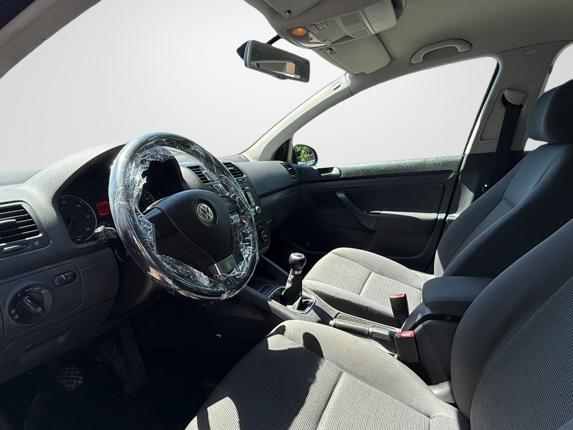 VW Golf 1.9TDI Sportline 4Motion-image-7