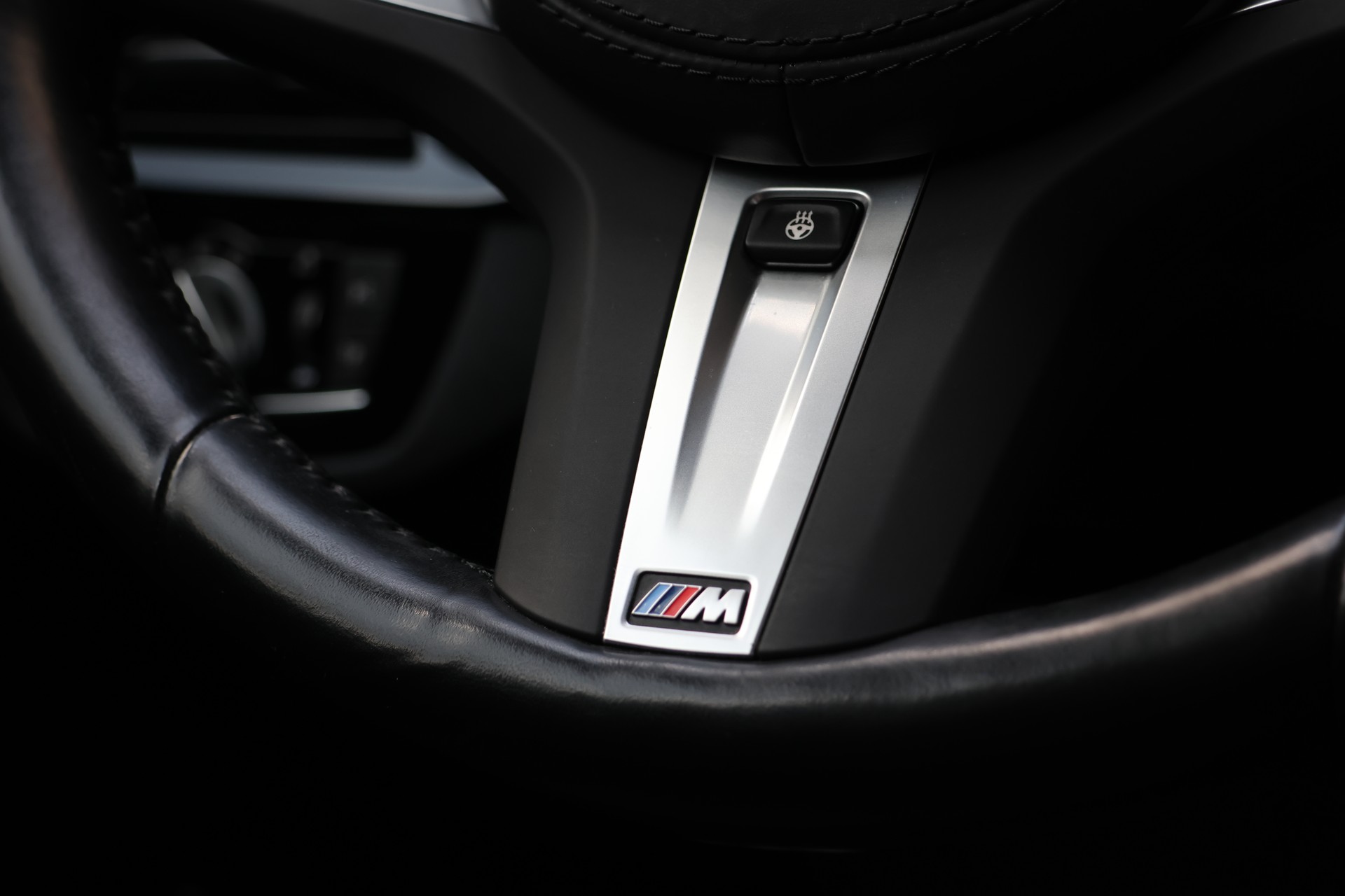 BMW 530e xDrive Touring Pure M Sport Steptronic (CH)-image-16