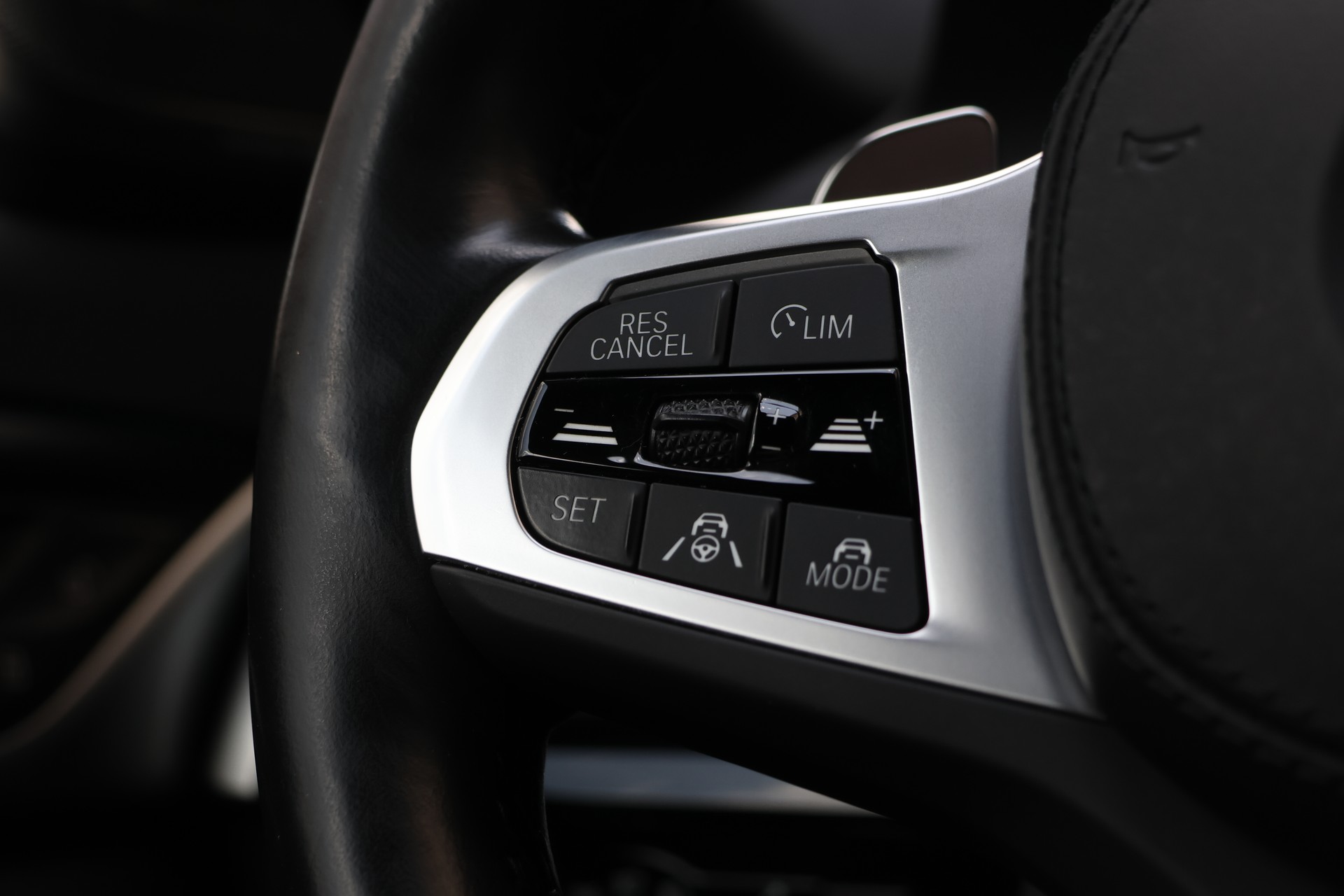 BMW 530e xDrive Touring Pure M Sport Steptronic (CH)-image-15