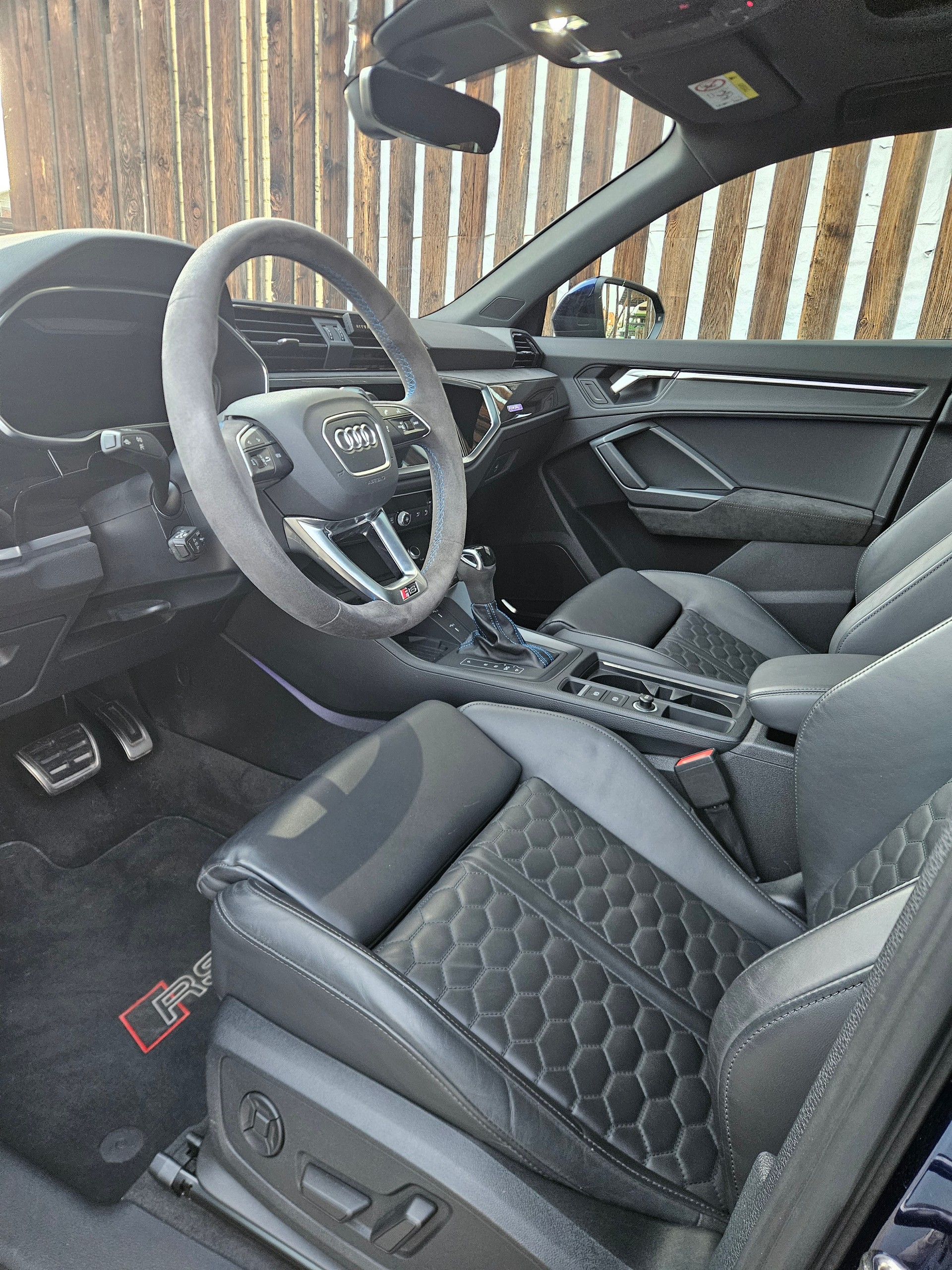 AUDI 2.5 TFSI quattro S-Tronic-image-6