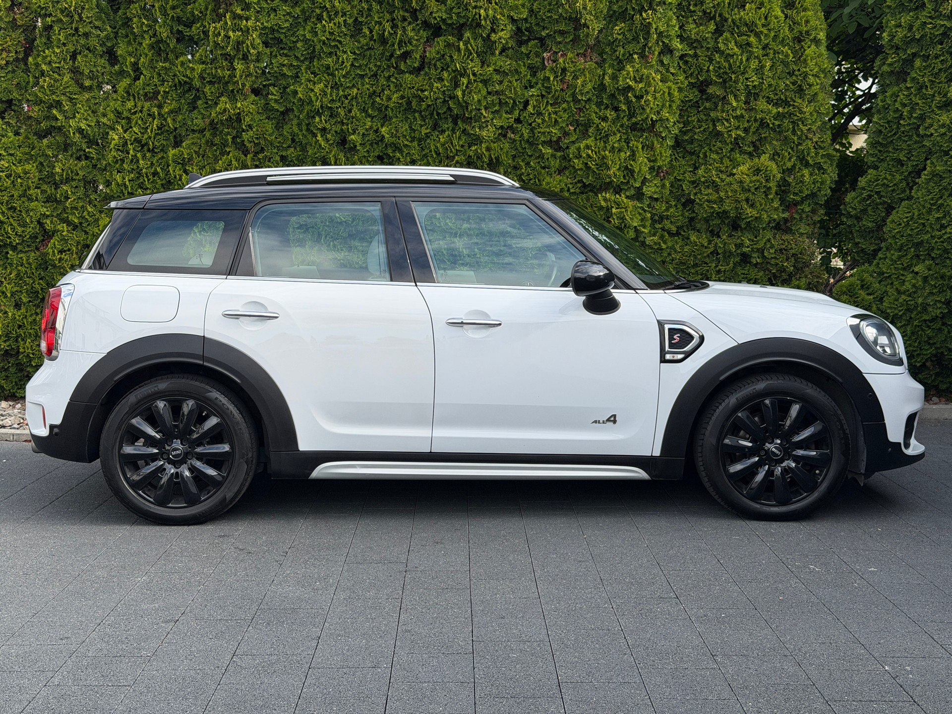 MINI Countryman Cooper S ALL4 Steptronic-image-5