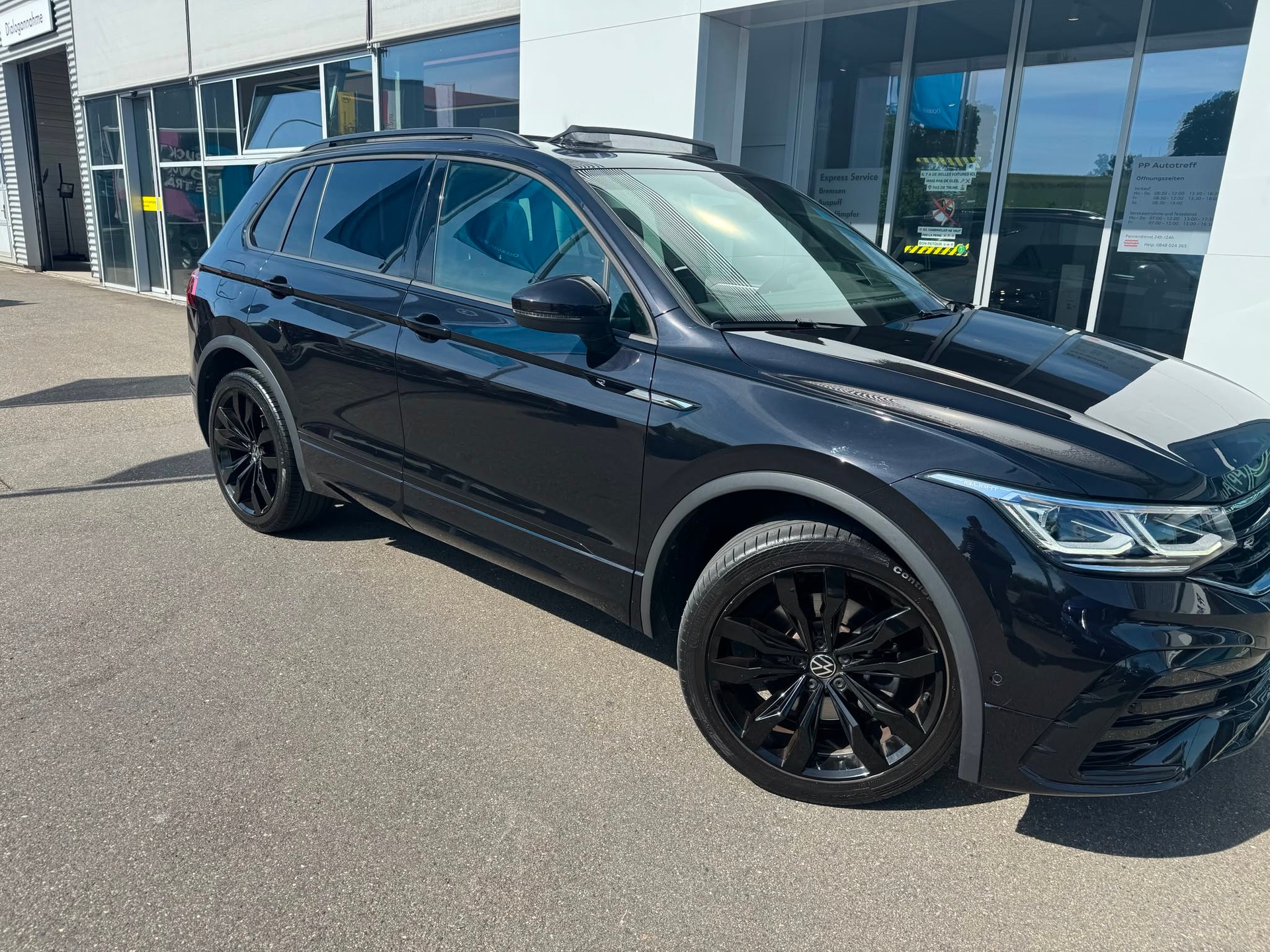 VW Tiguan 2.0TSI R-Line 4Motion DSG-image-1
