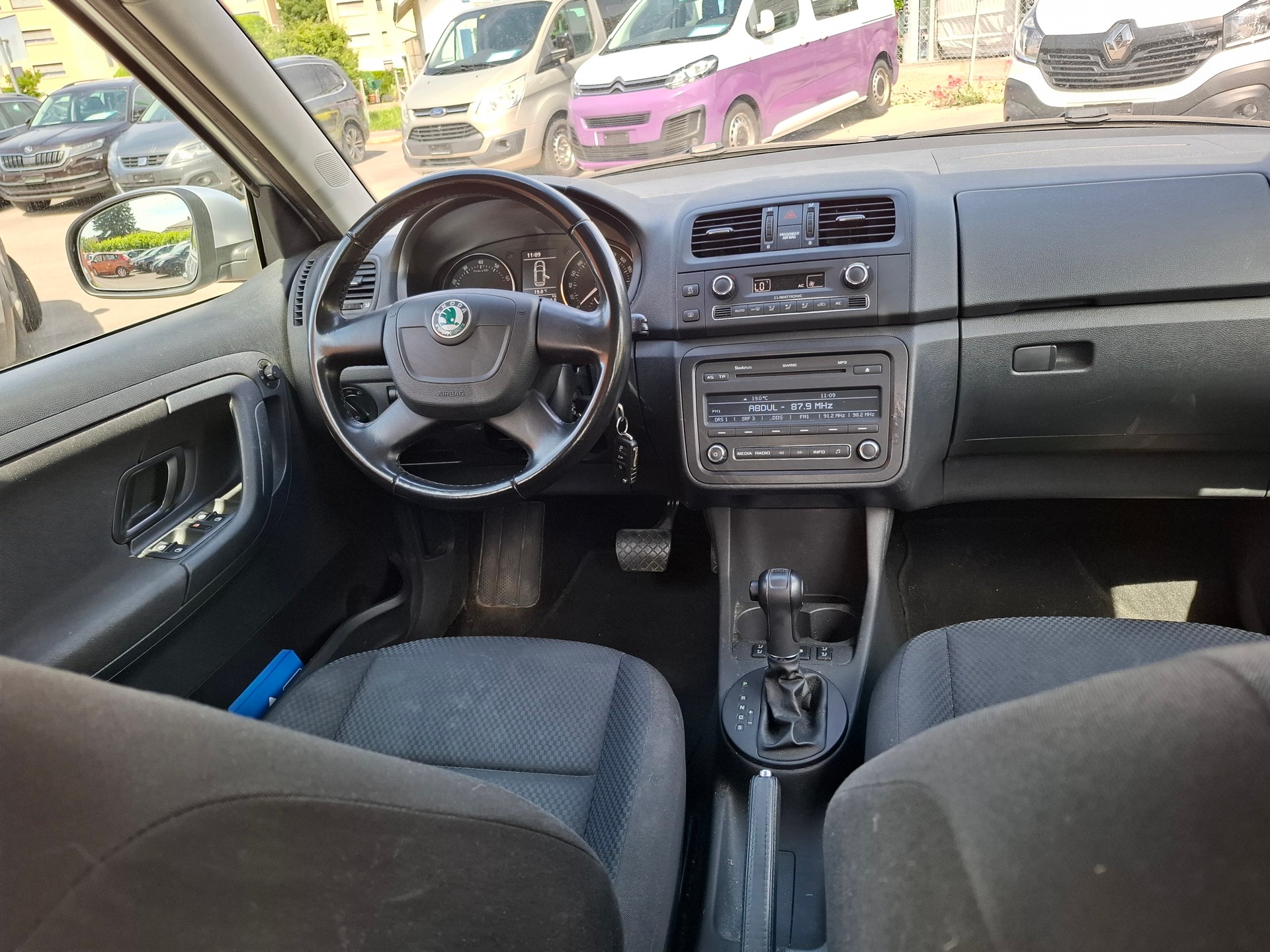 SKODA Fabia 1.2 TSI Elegance DSG-image-9