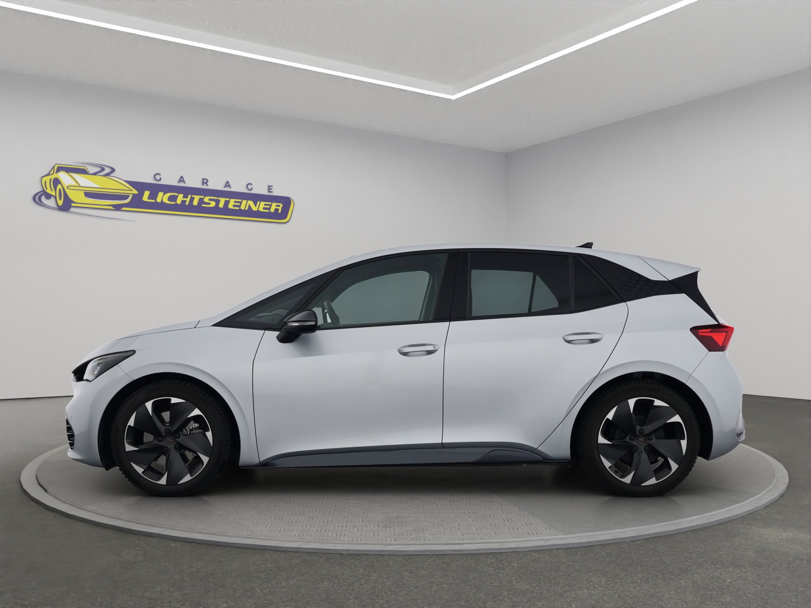 CUPRA Born 59 kWh e-Boost-showroom-element-2