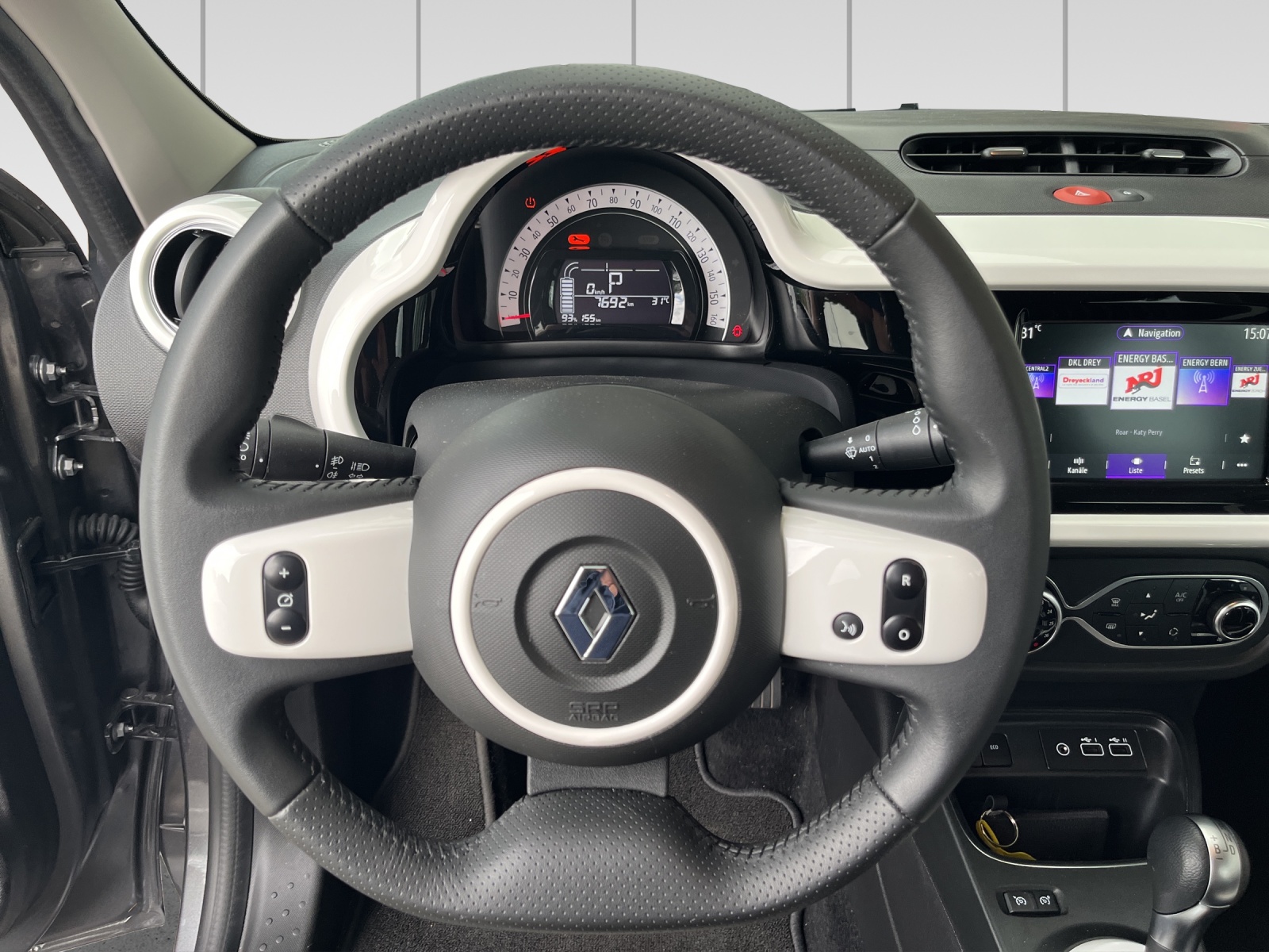RENAULT Twingo Electric Techno-image-9