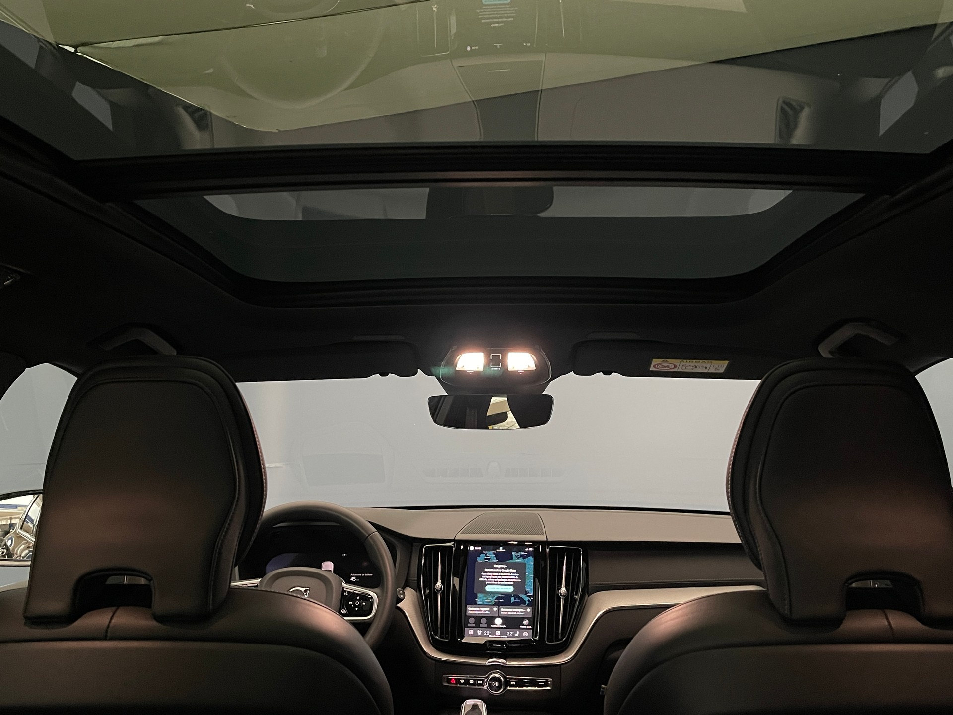 VOLVO XC60 2.0 T8 TE XCENTRIC Black Edition eAWD-image-12