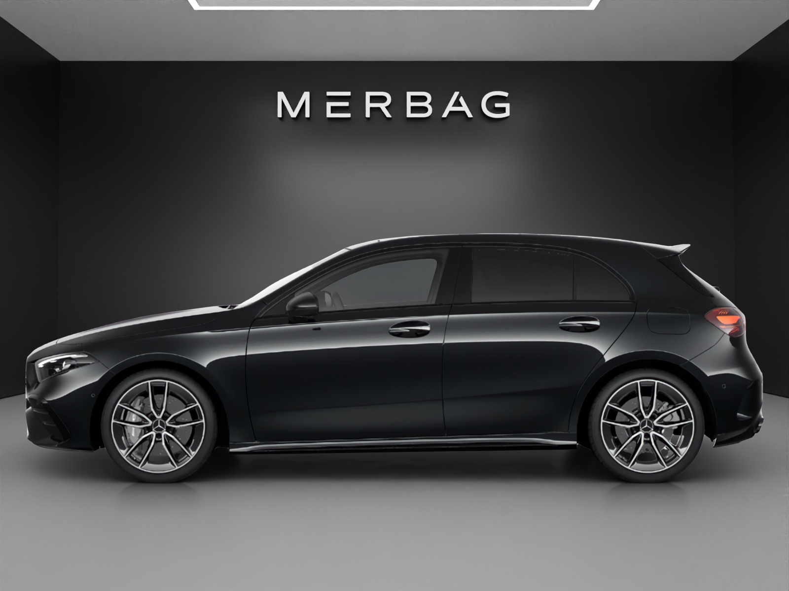 MERCEDES-BENZ A AMG 35 4Matic 8G-DCT-image-1