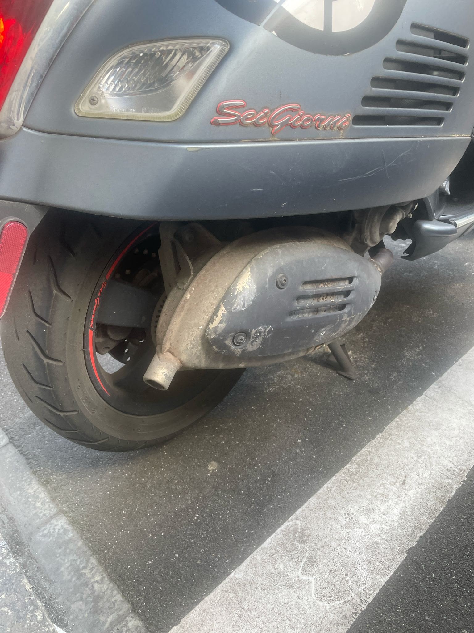 PIAGGIO Vespa GTV 300 i.e. Sei Giorni ABS-image-9