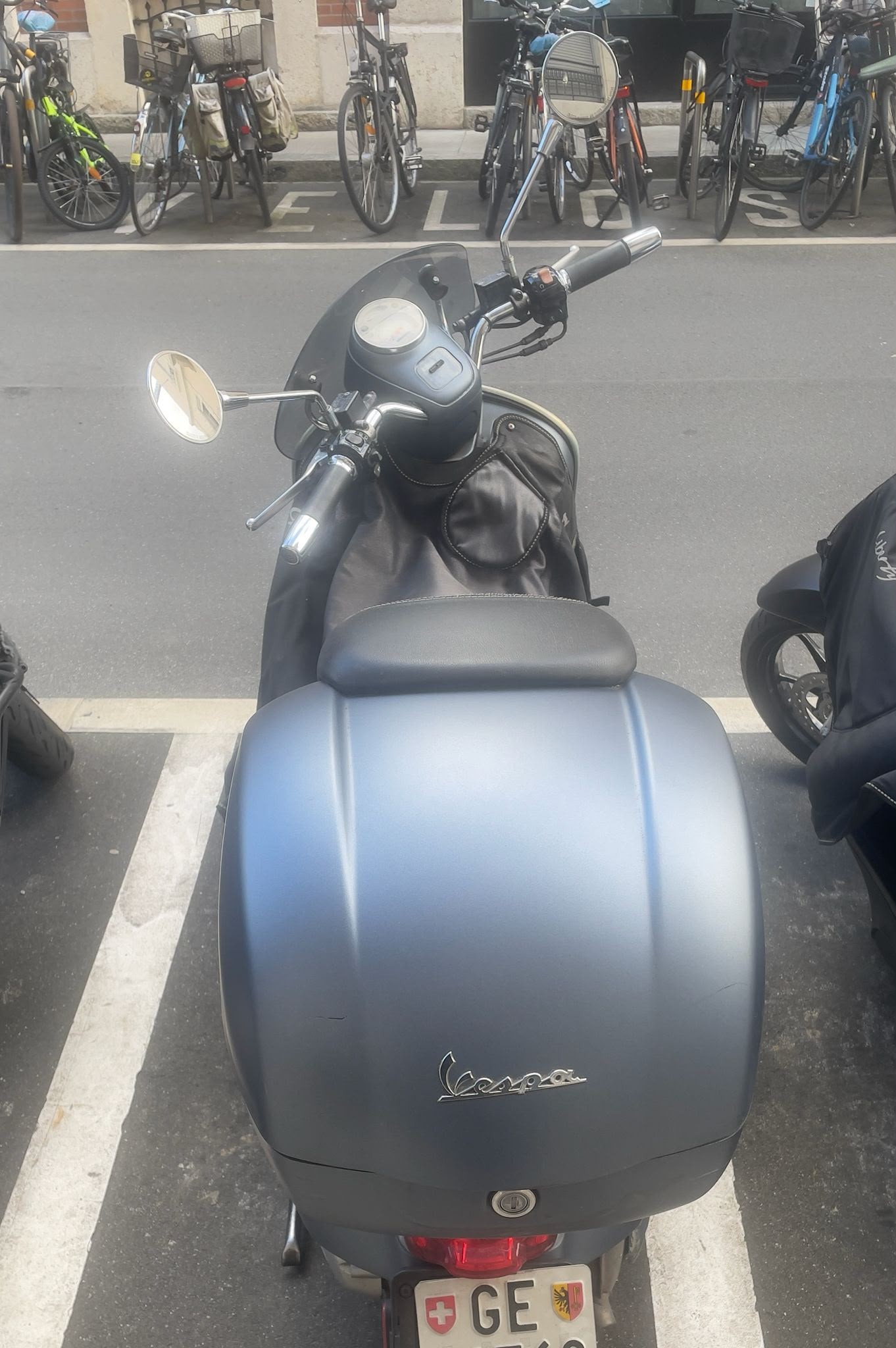 PIAGGIO Vespa GTV 300 i.e. Sei Giorni ABS-image-2