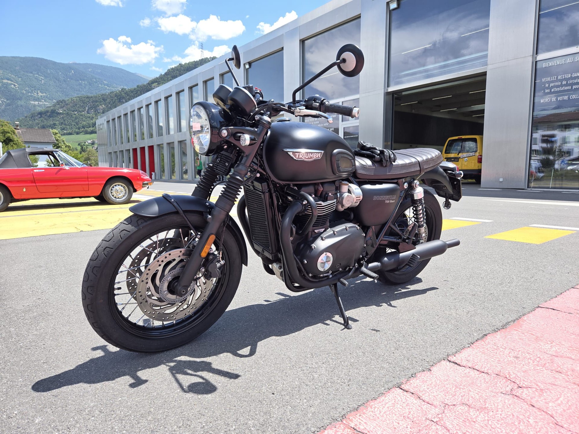 TRIUMPH Bonneville T120 Black-image-0