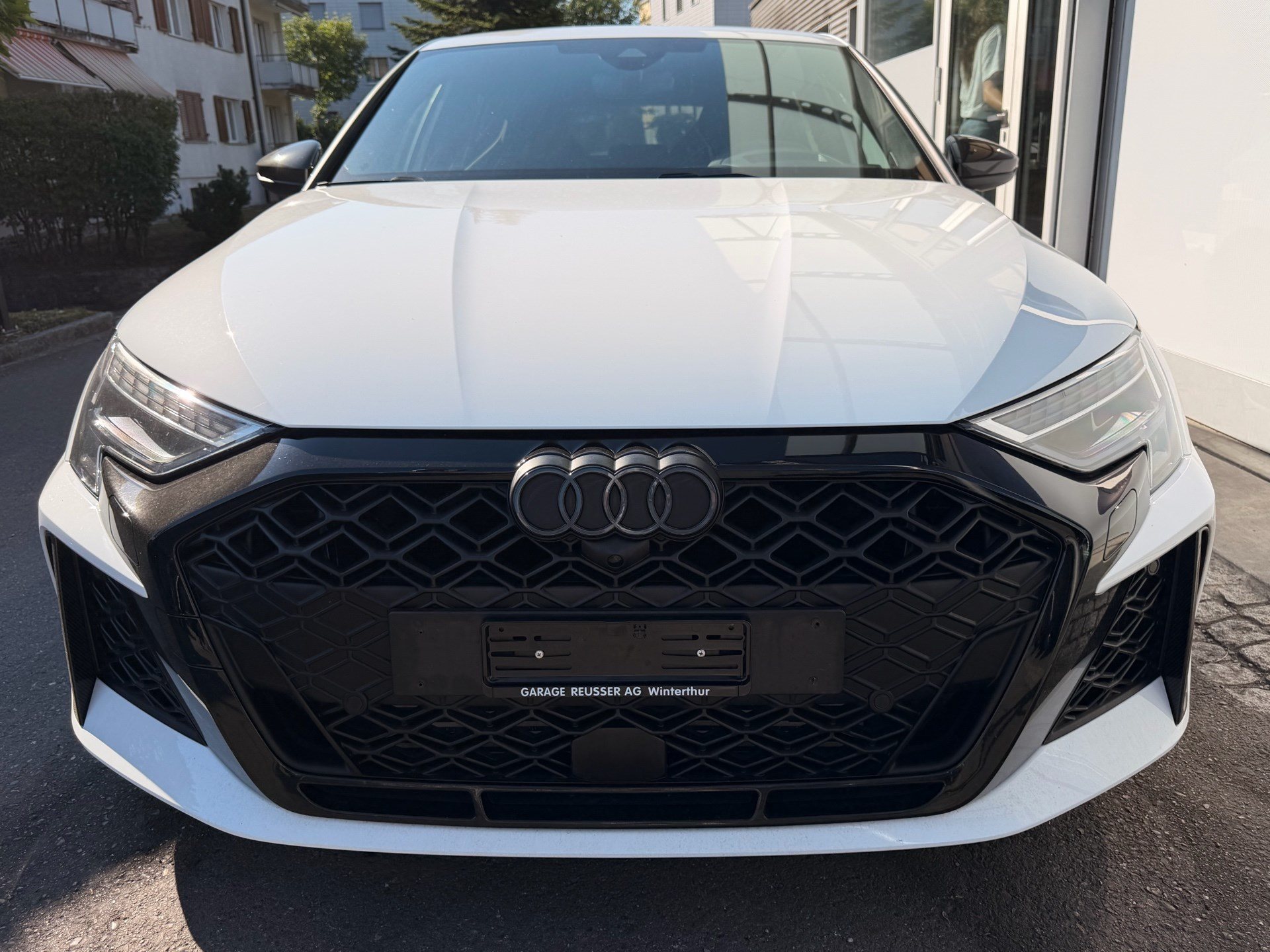 AUDI RS3 SPORTBACK 2.5 400 PS TFSI QUATTRO *** RS-SCHALENSITZE & CARBON EXTERIEUR ***-showroom-element-1