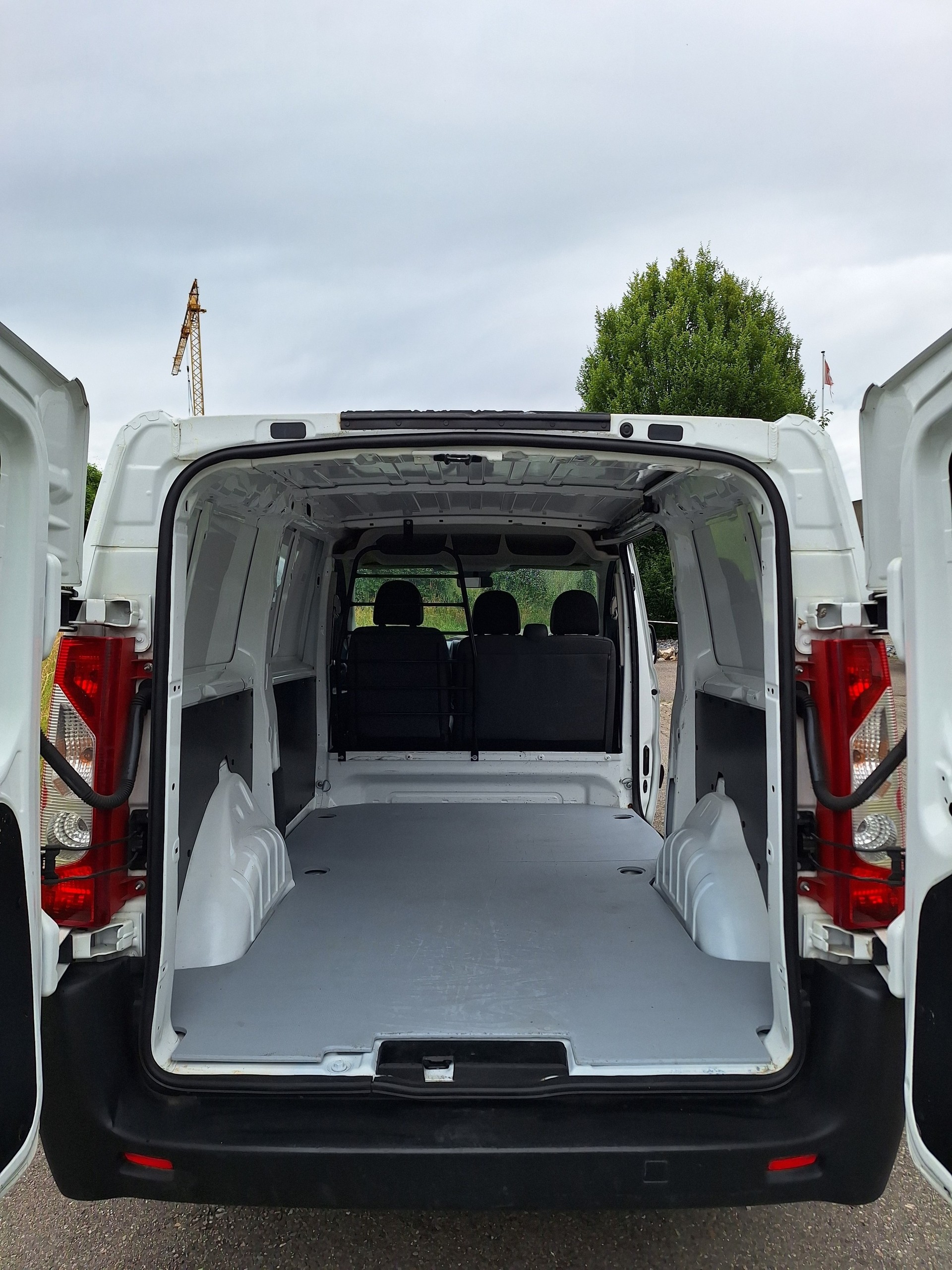 CITROEN Jumpy 2.0 HDi 12 L1H1-image-5