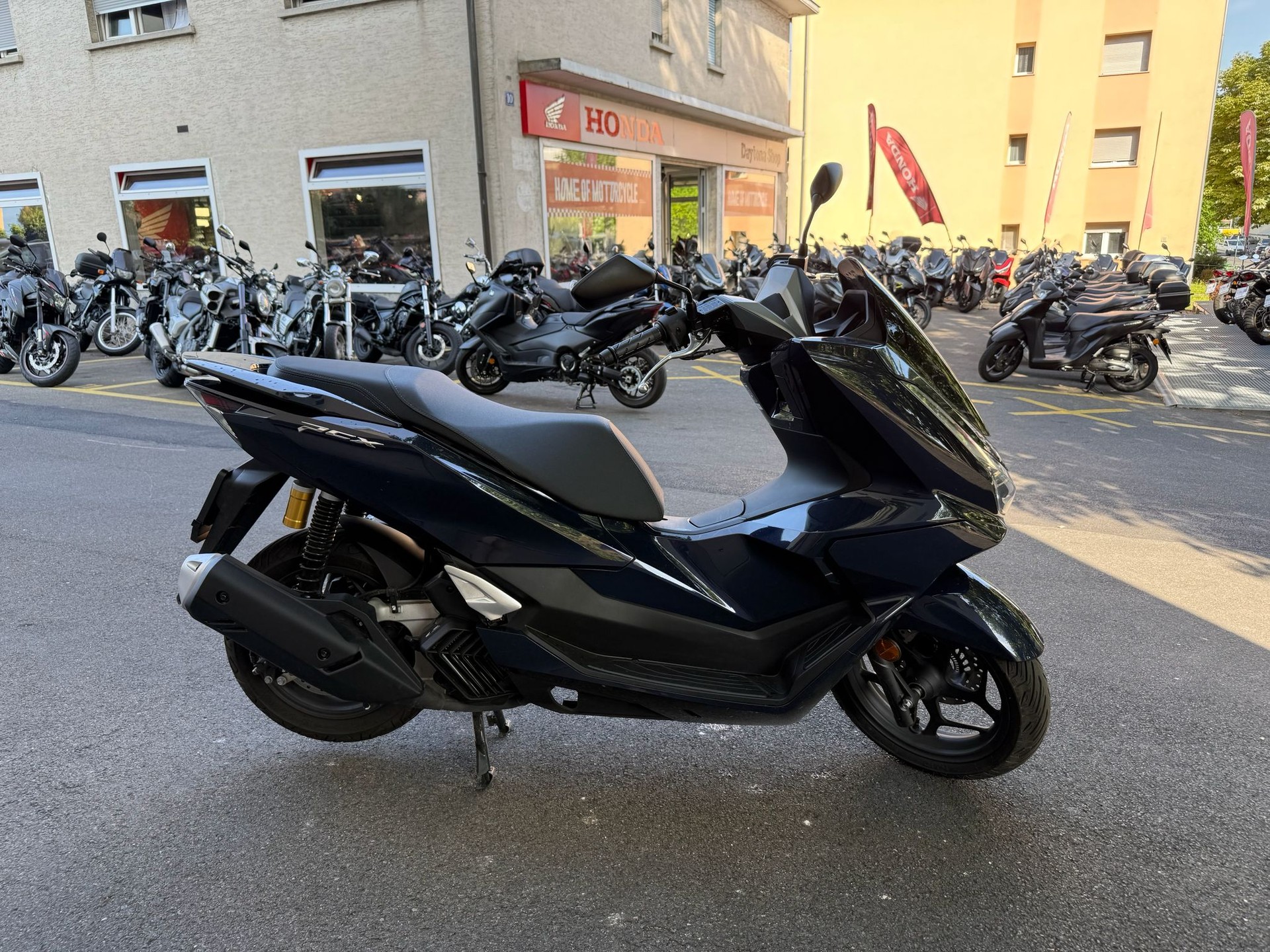 HONDA PCX 125 DX TFT. connectivity-image-3