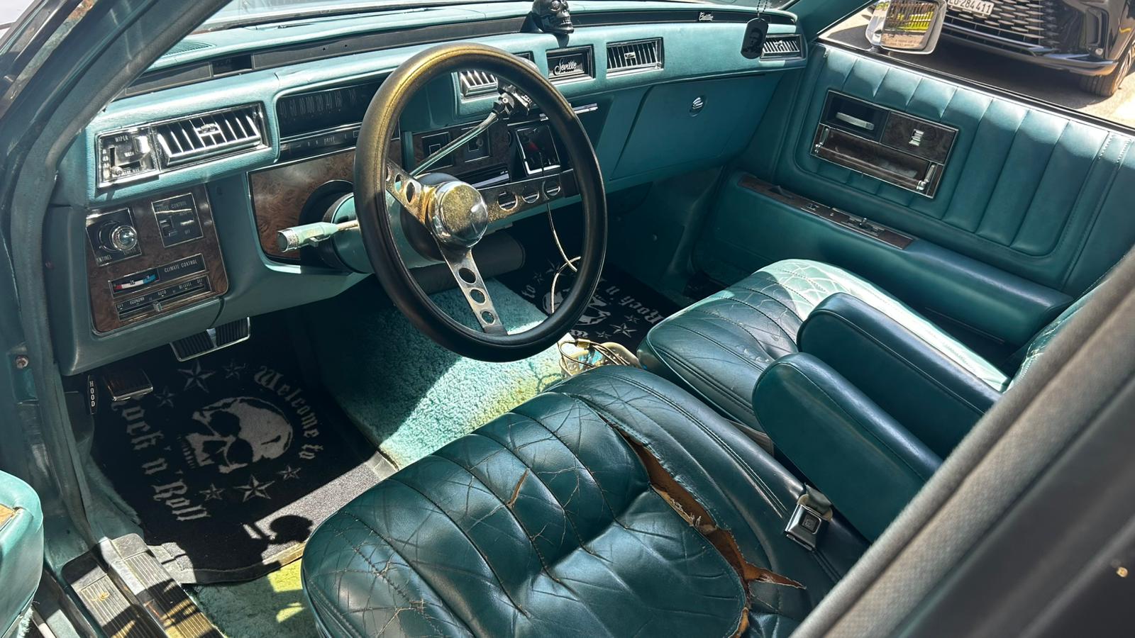 CADILLAC SEVILLE-image-8