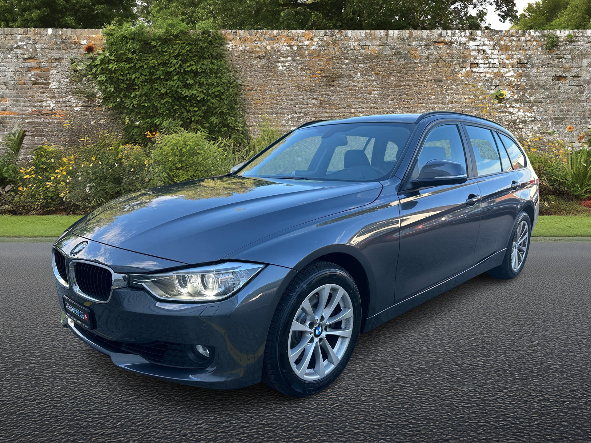 BMW 328i xDrive Touring Luxury Line Steptronic