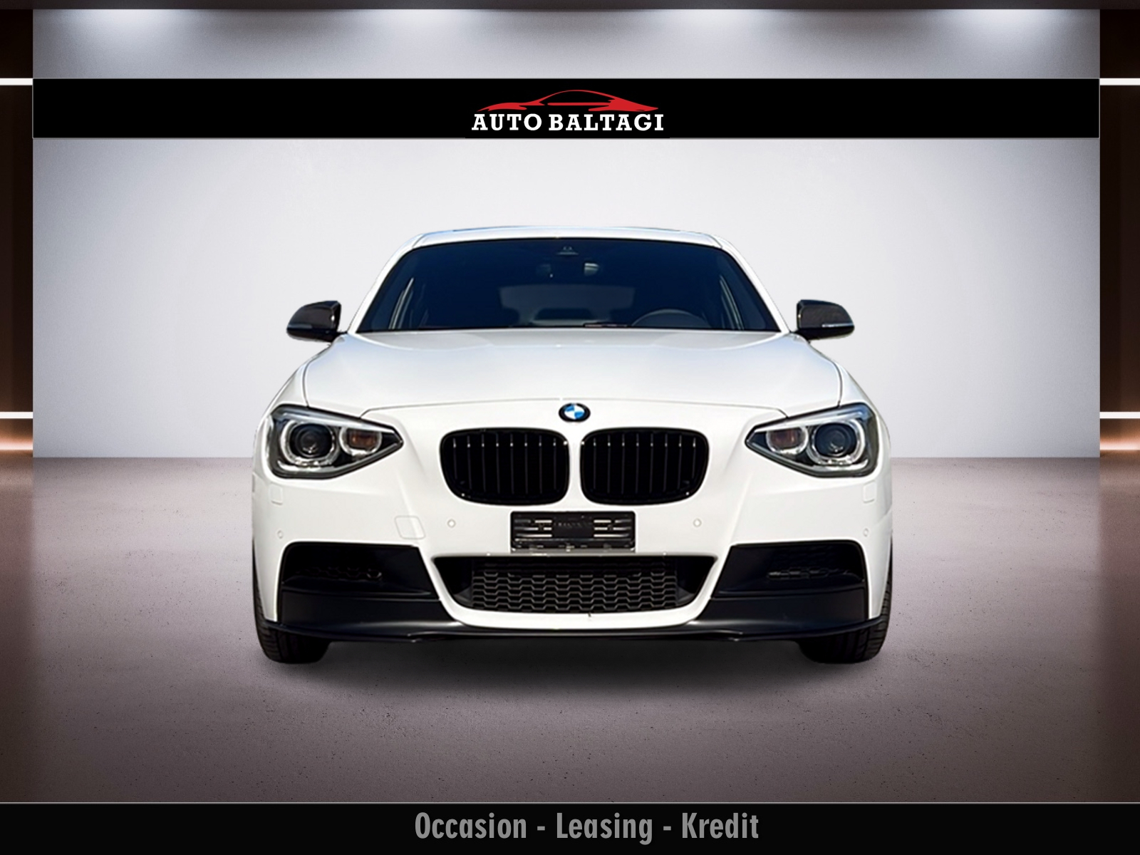 BMW M135i xDrive Steptronic-image-6