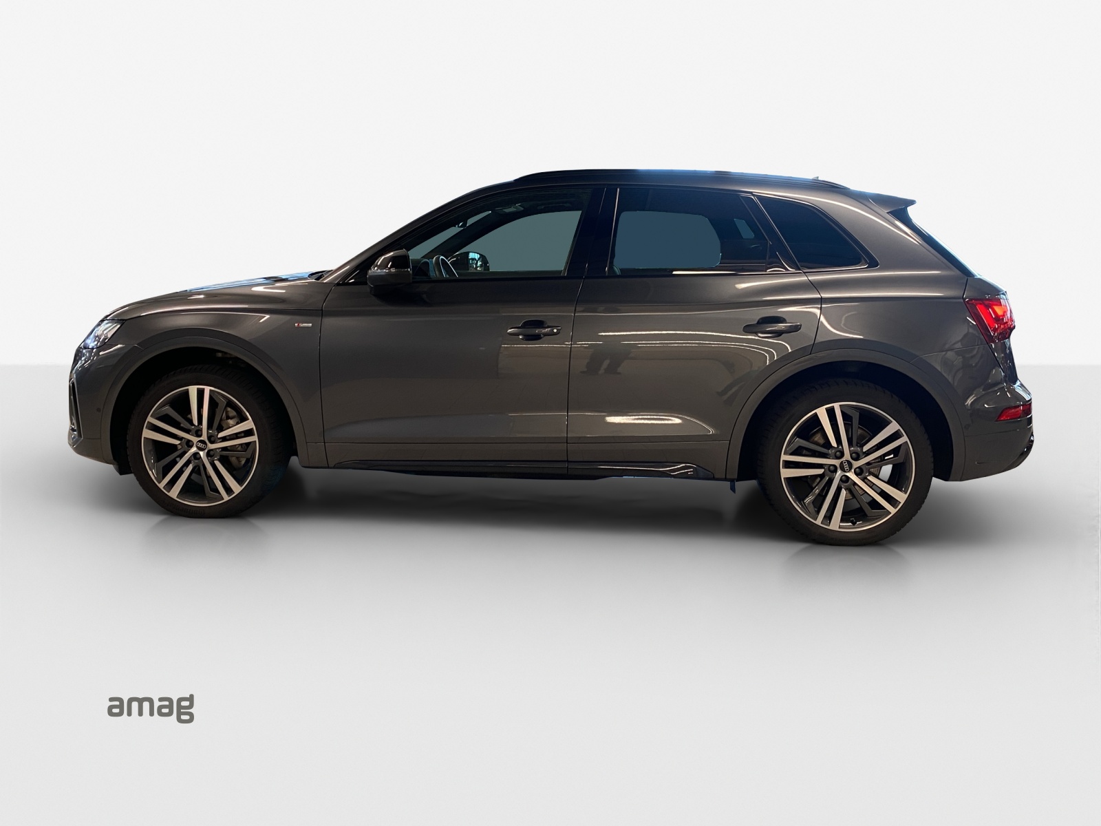 AUDI Q5 40 TDI Black Edition quattro S-tronic-showroom-element-1