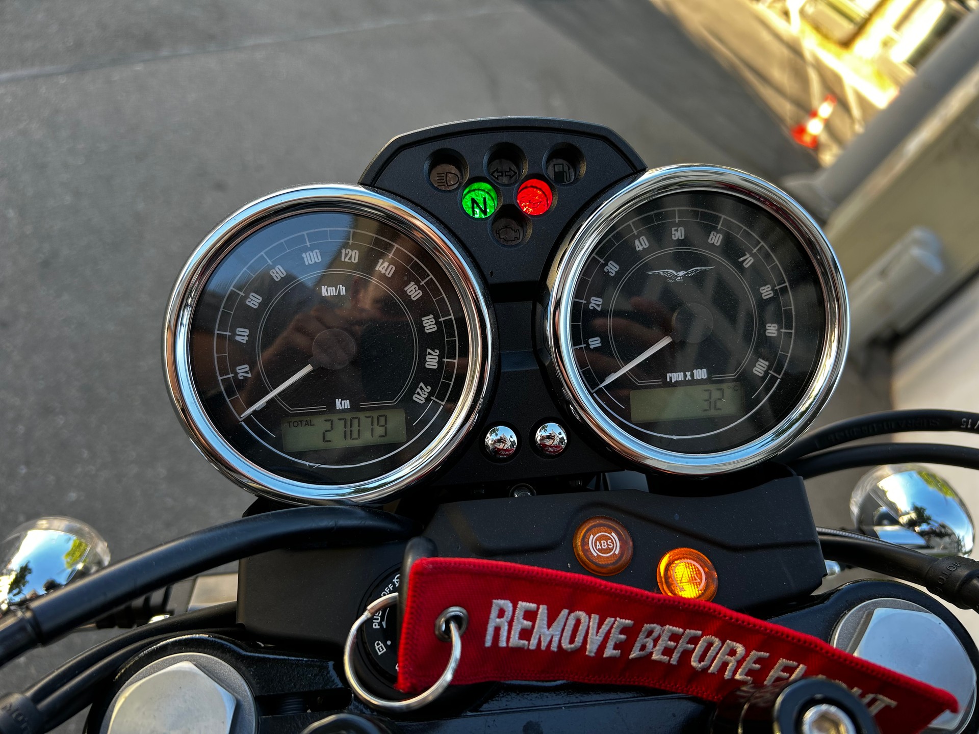MOTO GUZZI V7 Stone 750-image-6
