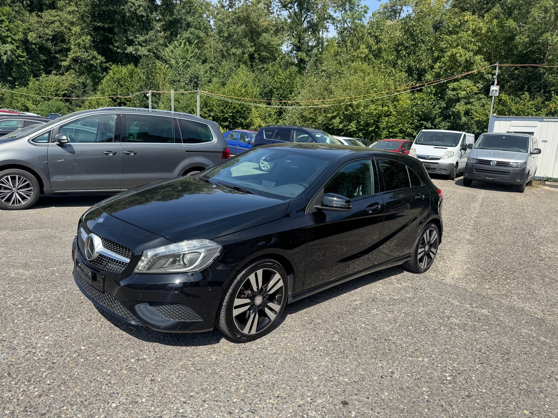 MERCEDES-BENZ A 250 4Matic 7G-DCT-image-2