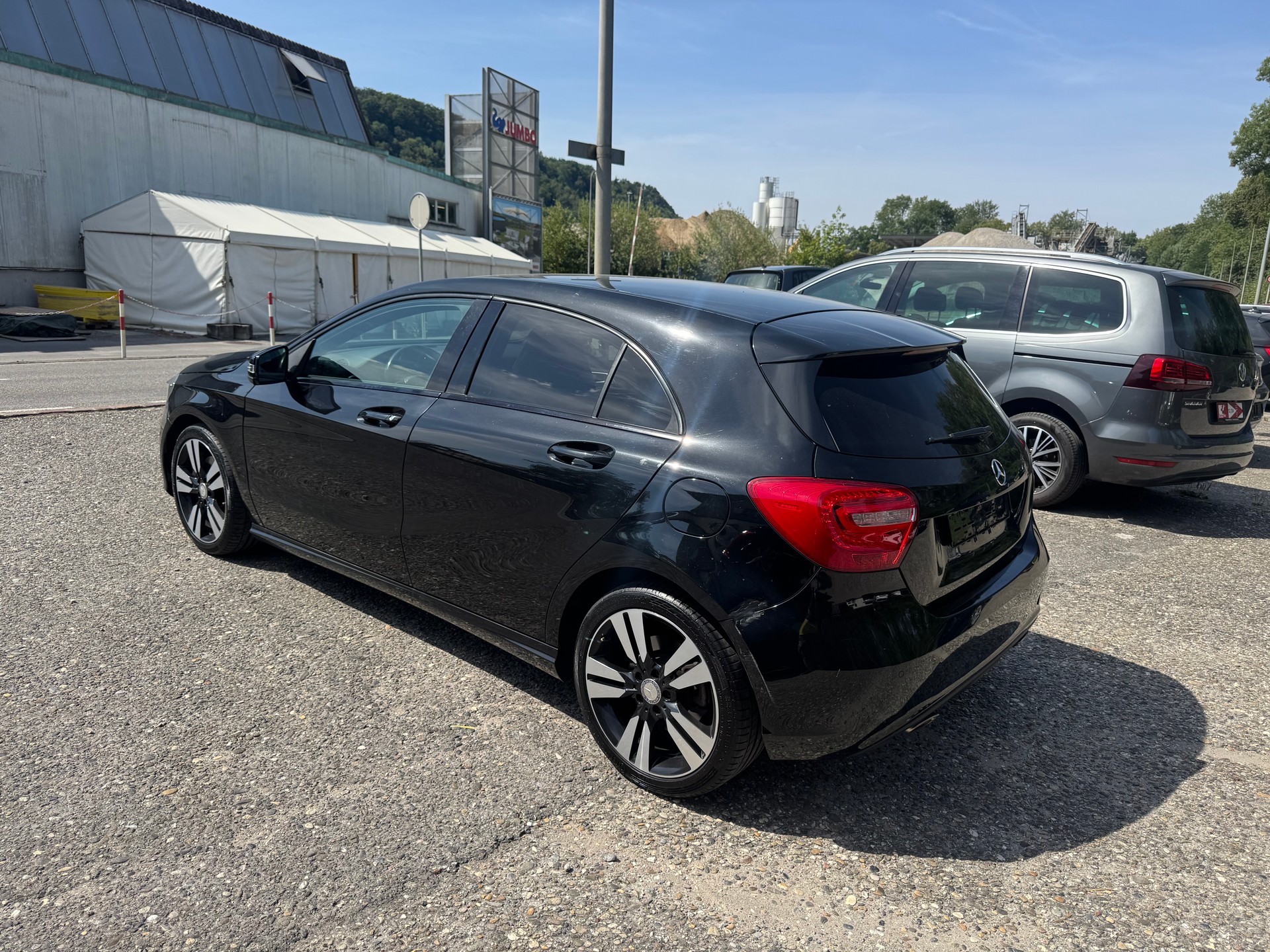 MERCEDES-BENZ A 250 4Matic 7G-DCT-image-4