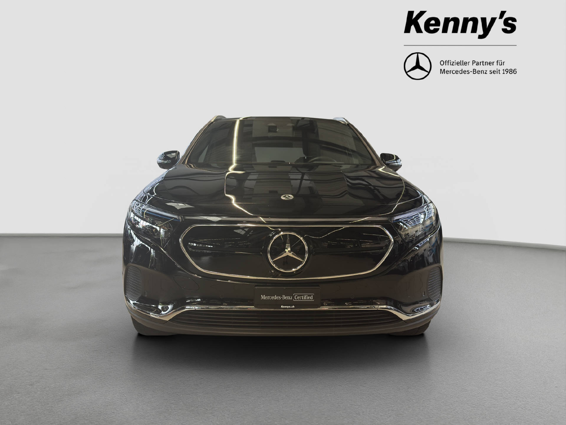 MERCEDES-BENZ EQA 250 Electric Art Line-showroom-element-1