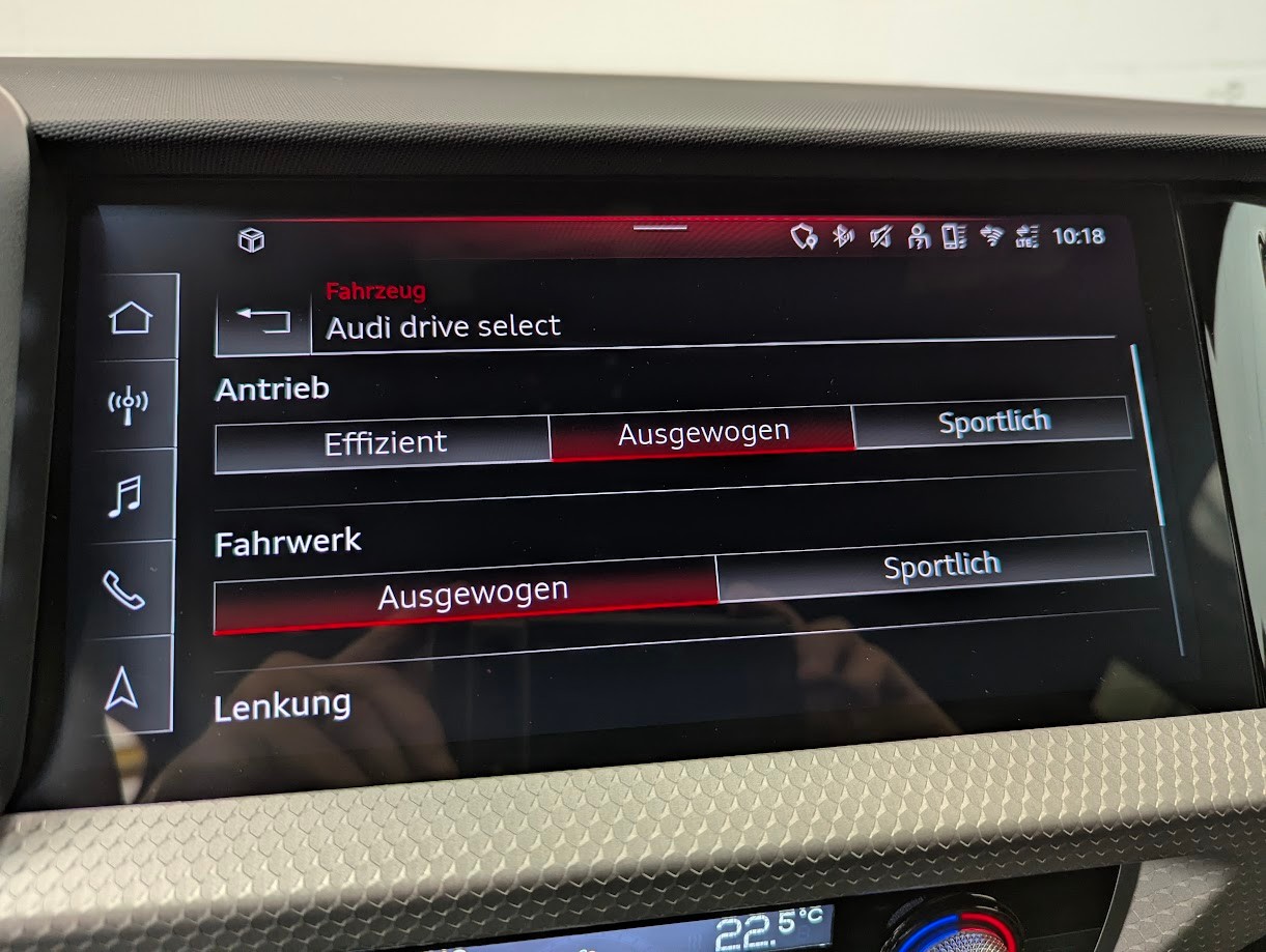 AUDI A1 Sportback 2.0 40 TFSI S Line S-Tronic*5J GAR S-LINE KOMPLETT VOLL-LED DÄMPFER ACC SONOS KEYLESS*-image-18