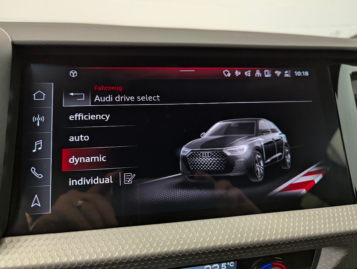 AUDI A1 Sportback 2.0 40 TFSI S Line S-Tronic*5J GAR S-LINE KOMPLETT VOLL-LED DÄMPFER ACC SONOS KEYLESS*-image-17