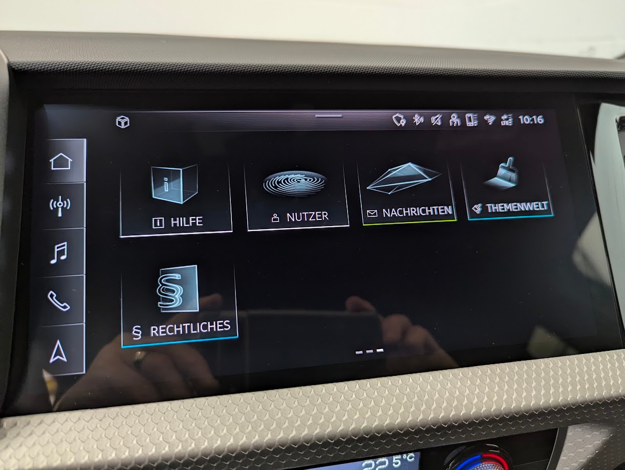 AUDI A1 Sportback 2.0 40 TFSI S Line S-Tronic*5J GAR S-LINE KOMPLETT VOLL-LED DÄMPFER ACC SONOS KEYLESS*-image-13