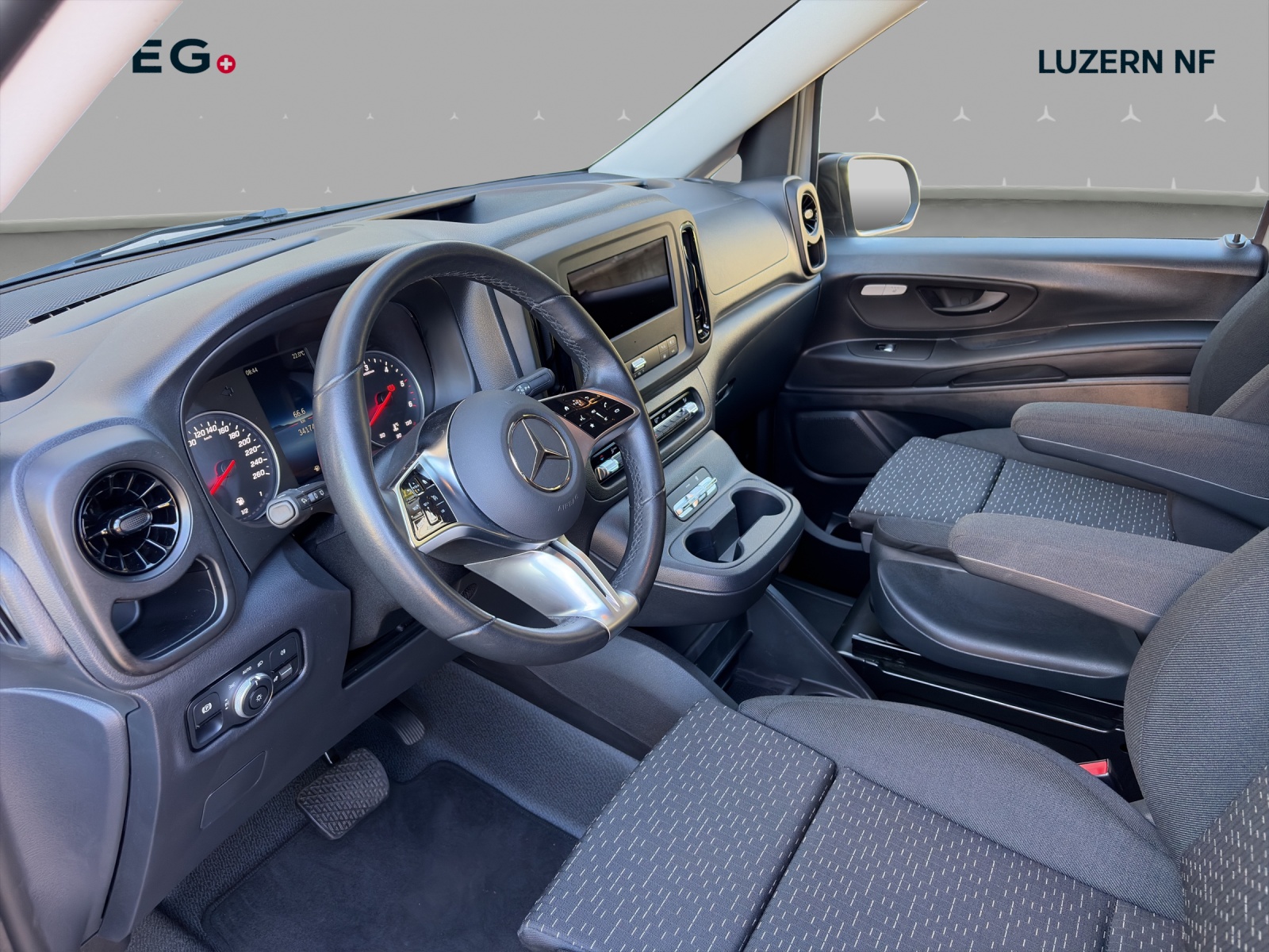 MERCEDES-BENZ Vito 116 CDI Lang Pro Tourer 4Matic 9G-Tronic-image-6