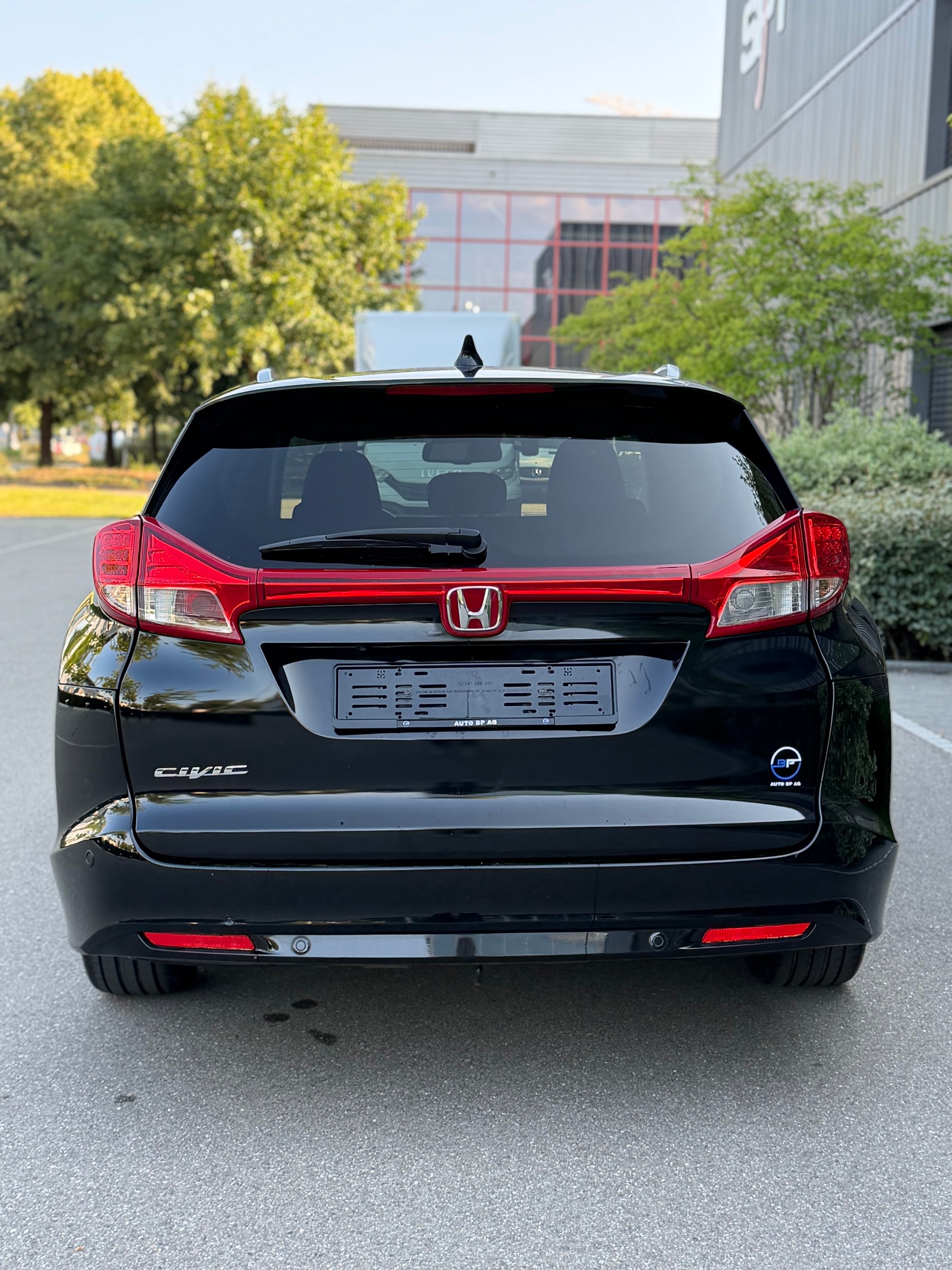 HONDA Civic Tourer 1.6 i-DTEC Sport-image-6