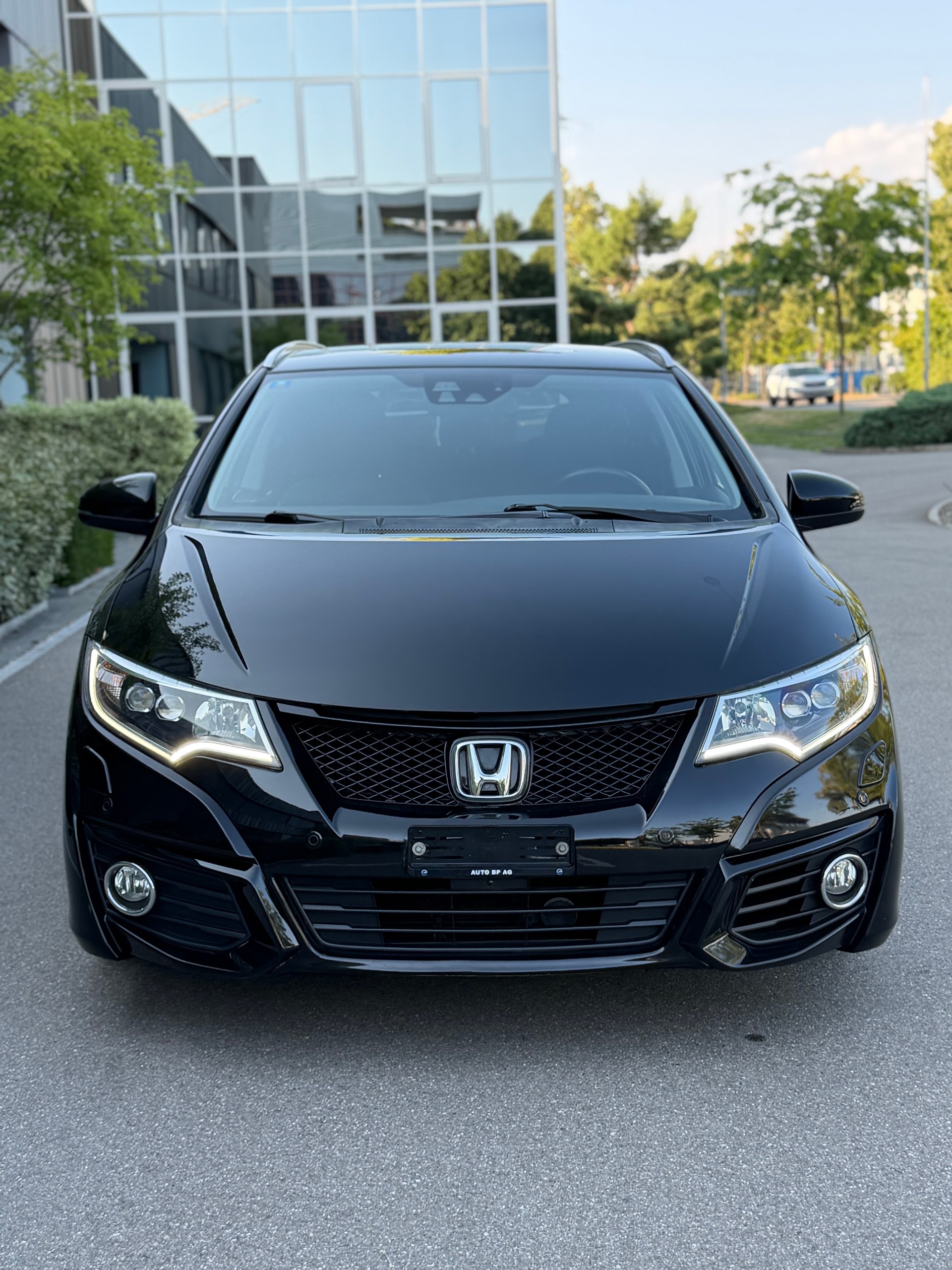 HONDA Civic Tourer 1.6 i-DTEC Sport-image-3