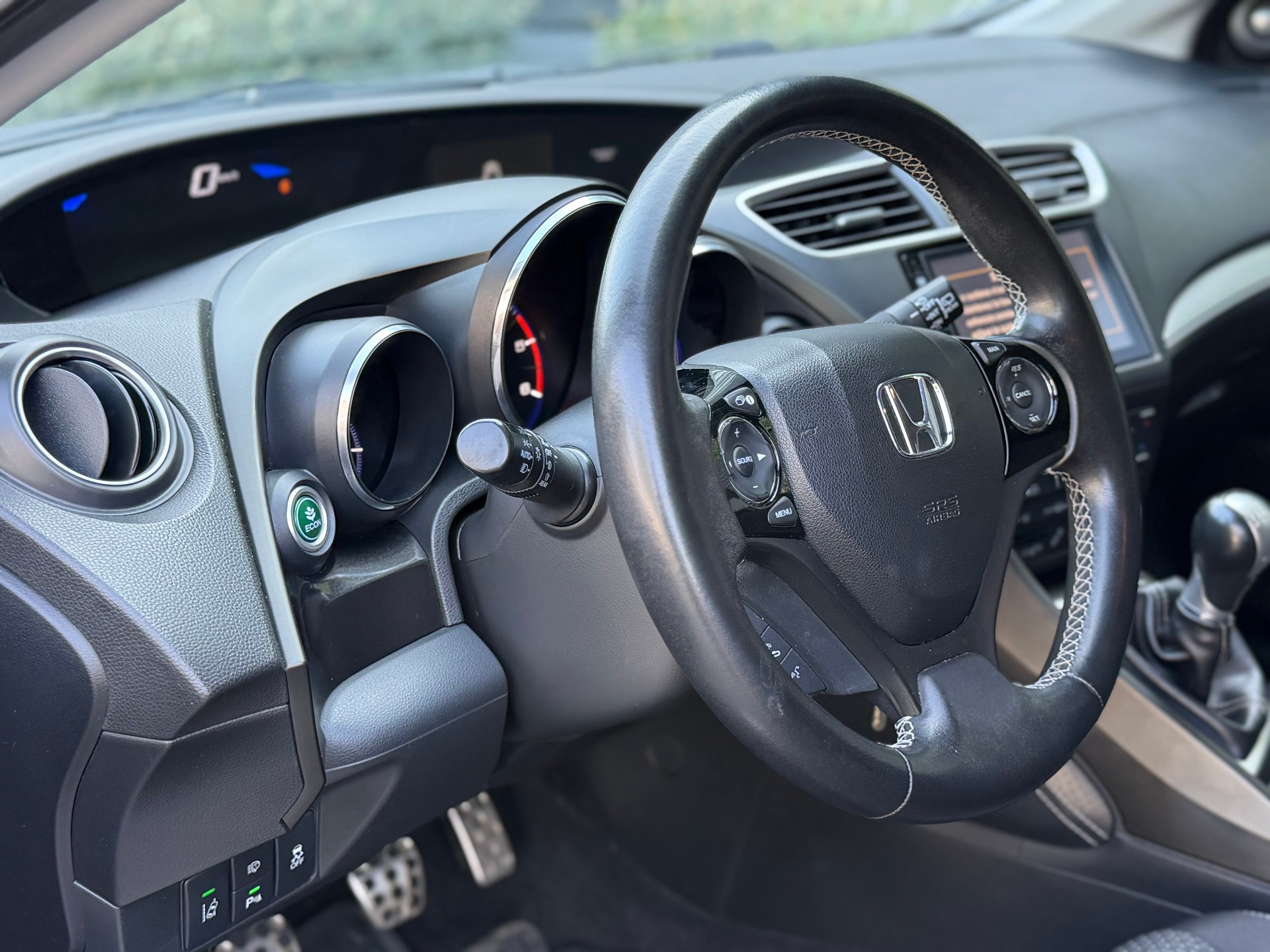 HONDA Civic Tourer 1.6 i-DTEC Sport-image-8