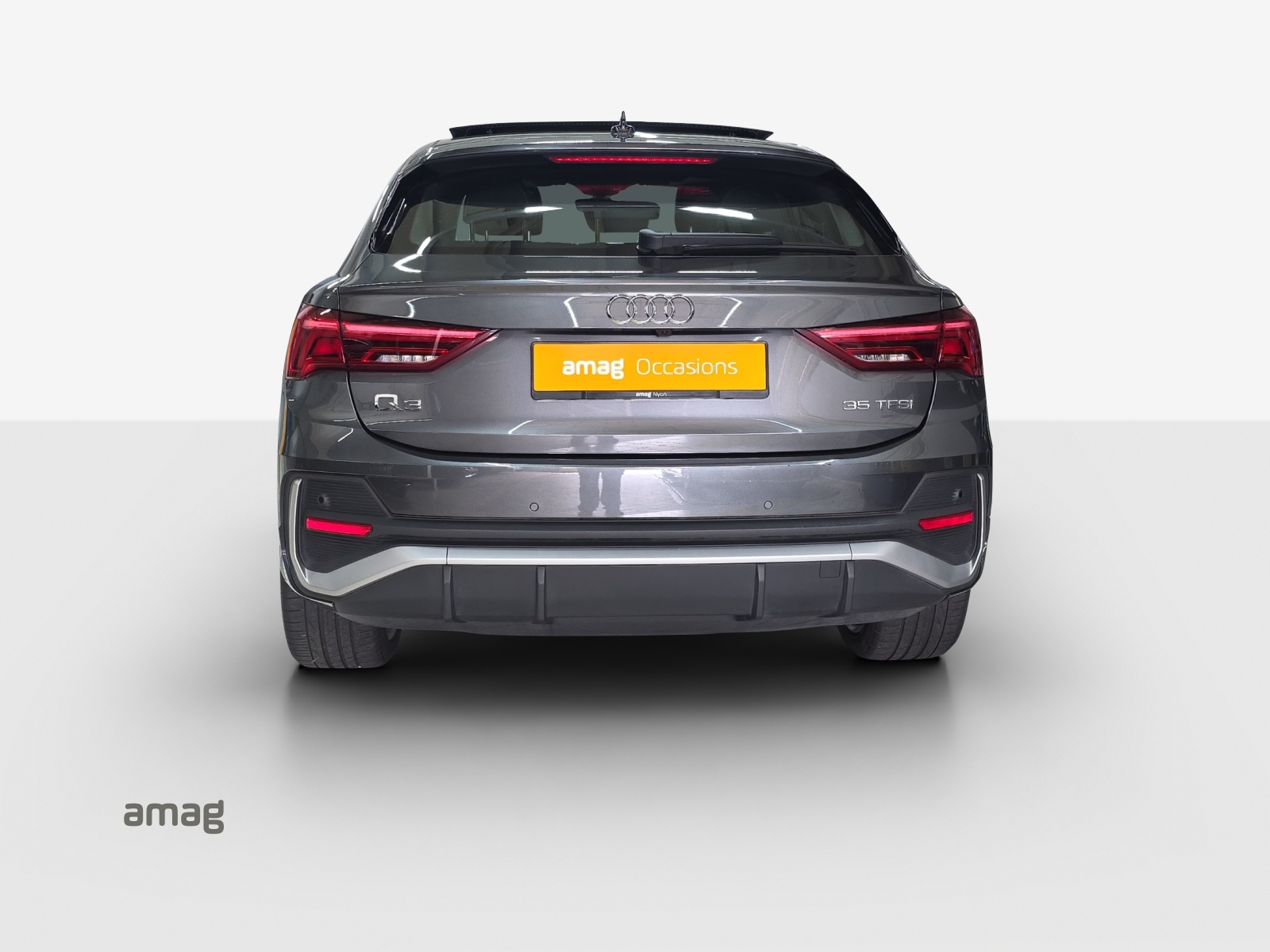 AUDI Q3 Sportback 35 TFSI S line S-tronic-showroom-element-3