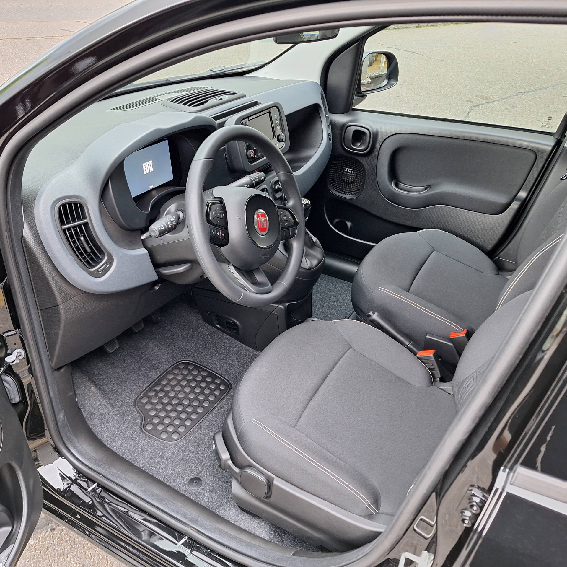 FIAT Panda 1.0 Hybrid City Life-image-7