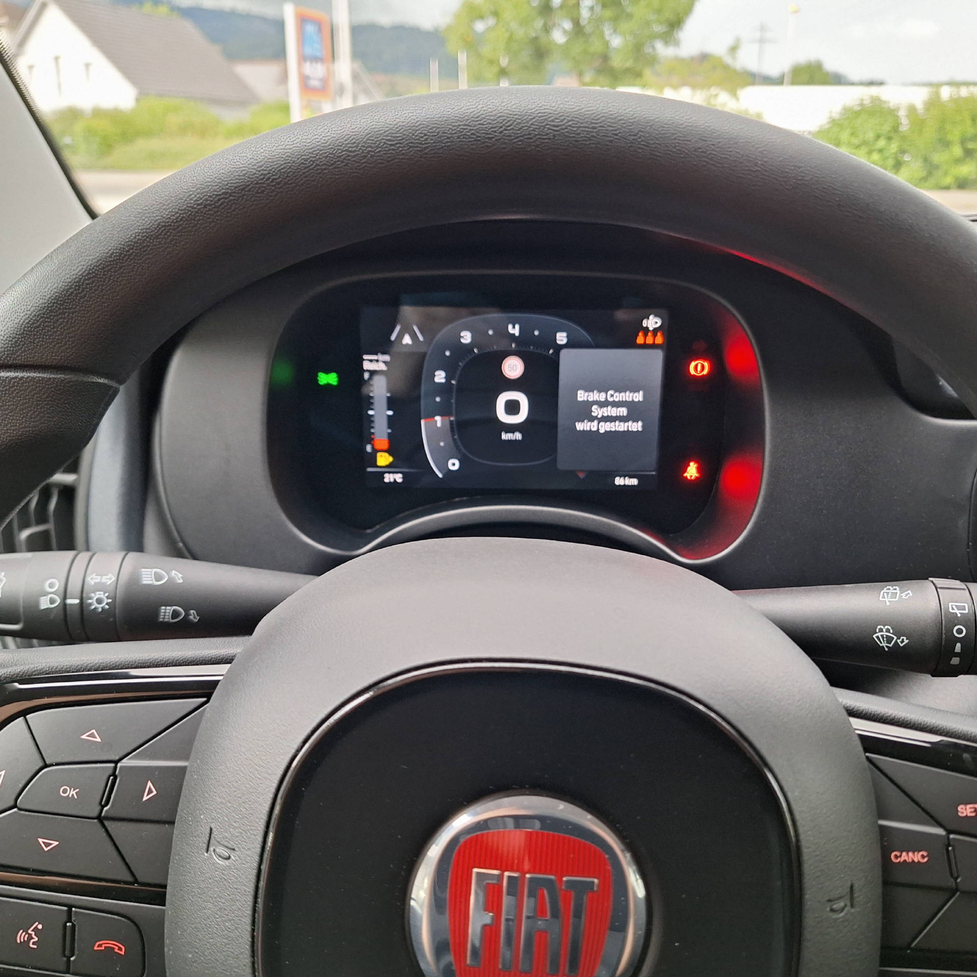 FIAT Panda 1.0 Hybrid City Life-image-13