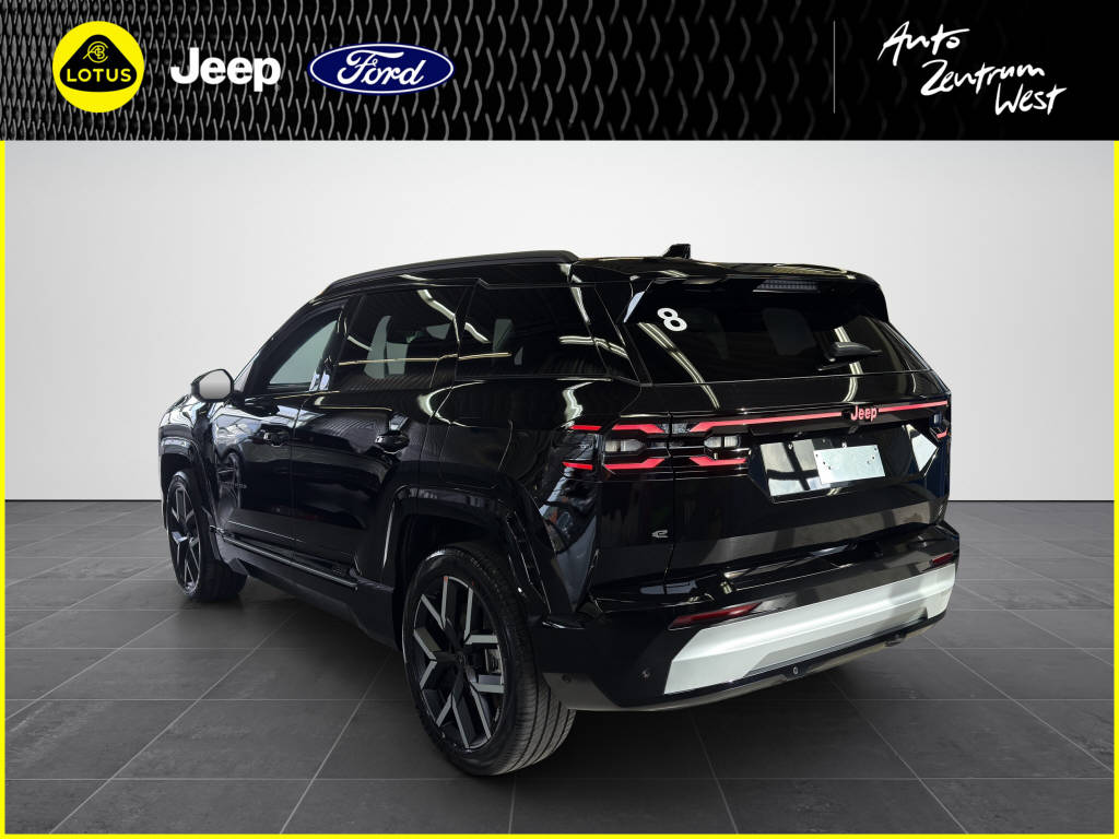JEEP Compass First Edition-showroom-element-2