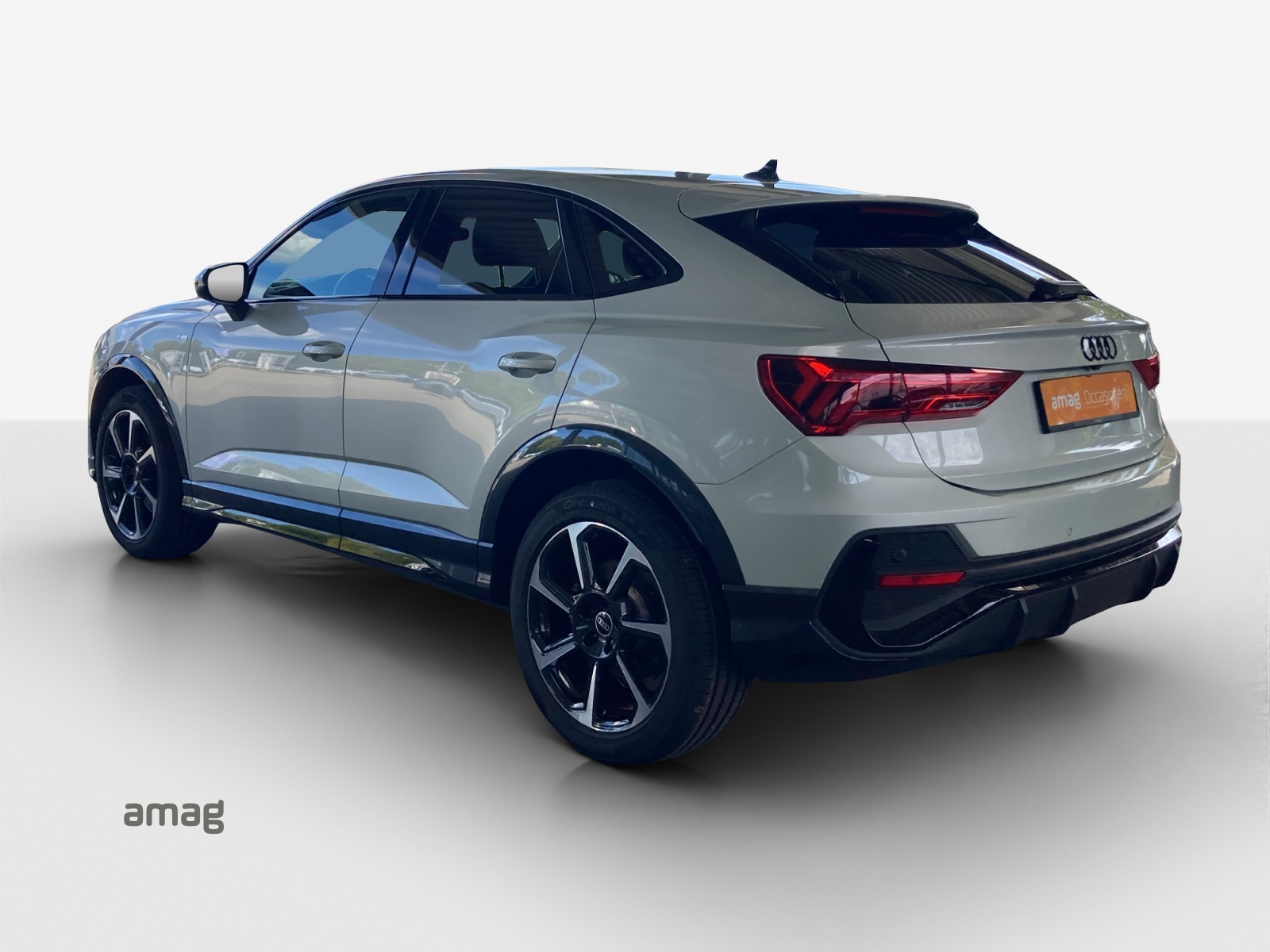 AUDI Q3 Sportback 45 TFSI S line quattro S-tronic-showroom-element-2