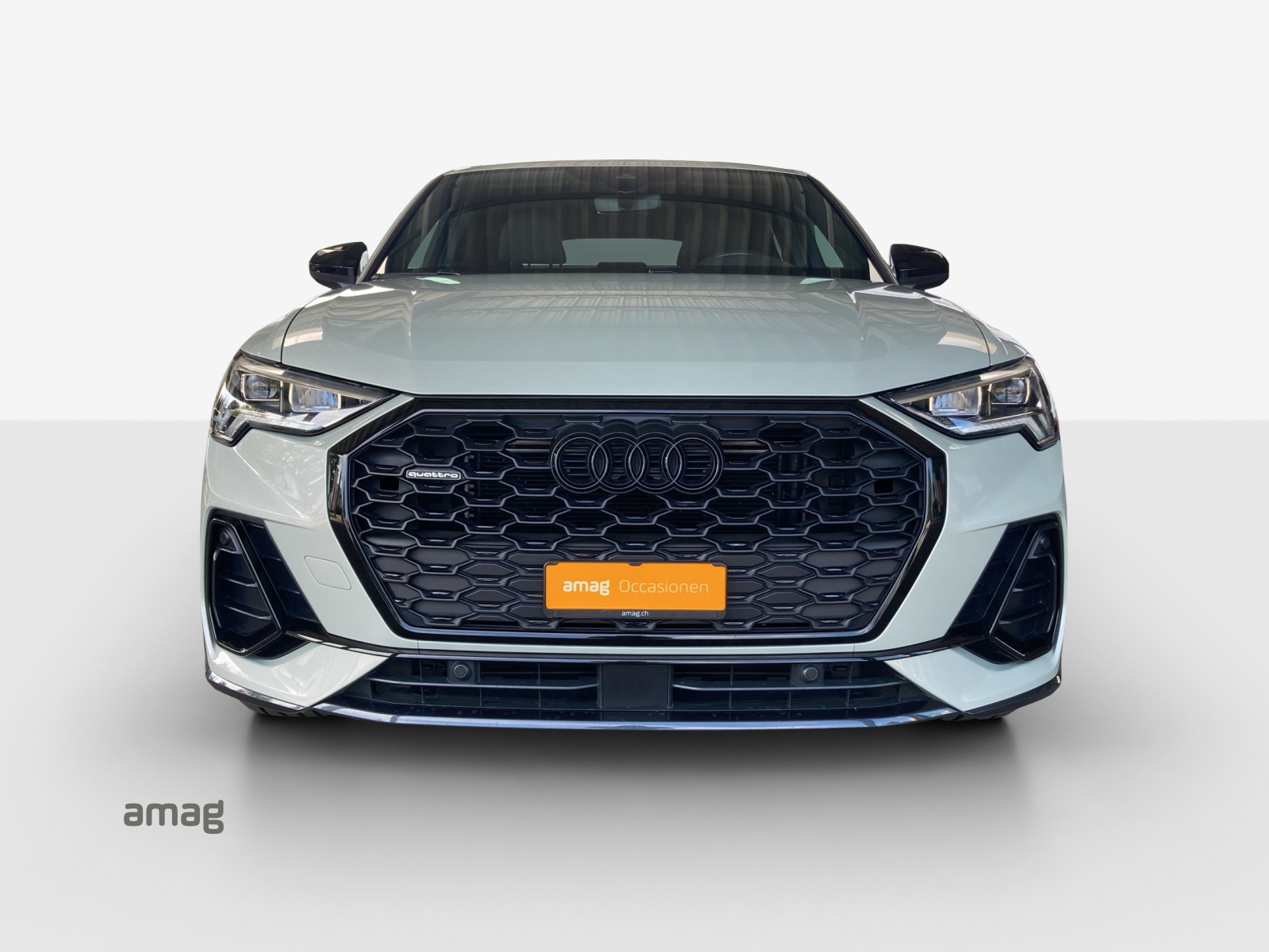 AUDI Q3 Sportback 45 TFSI S line quattro S-tronic-image-6
